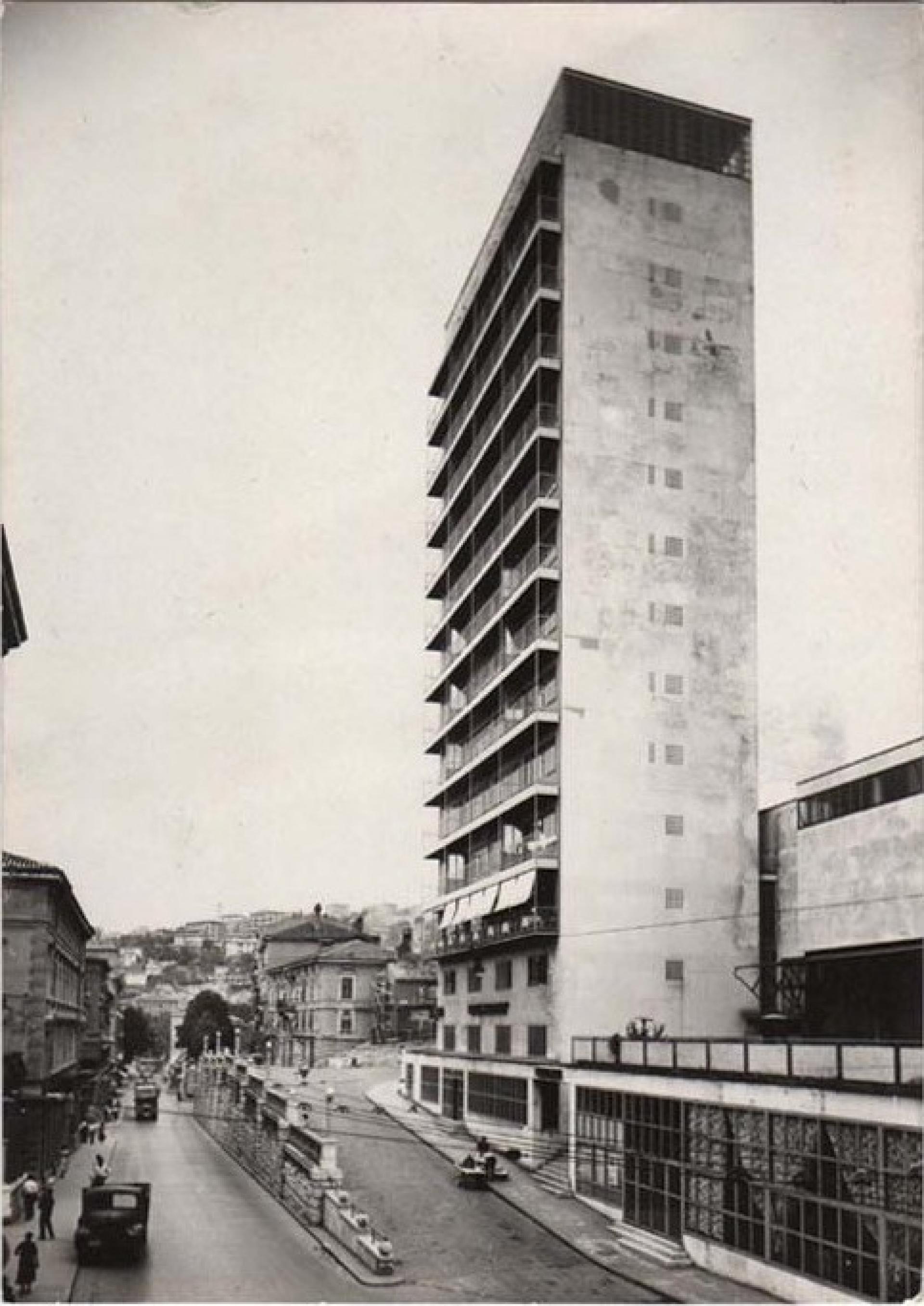 Due to various aggravating circumstances, the construction of the Hotel Neboder by Josip Pičman, Alfred Albini took more than 10 years.