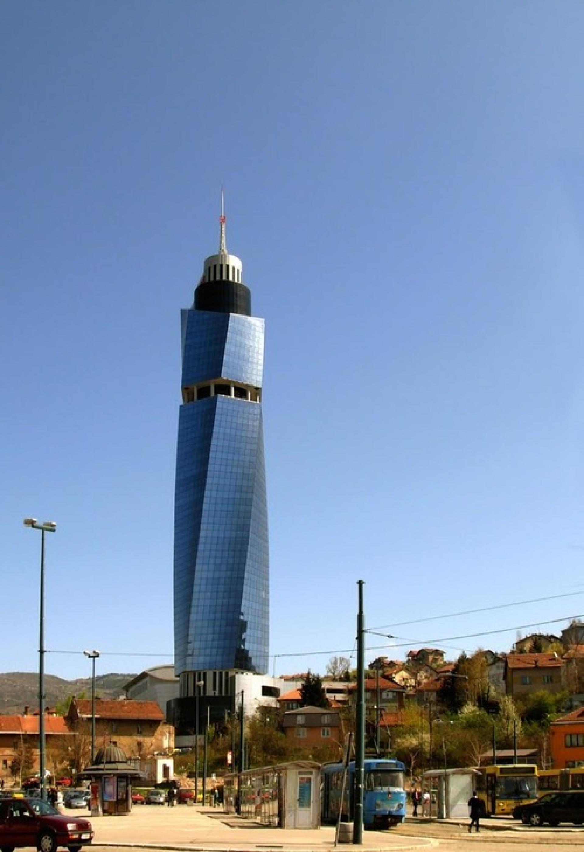 Avaz Twis Tower in city centre of Sarajevo is an example of the second tendency | Photo via Panoramio