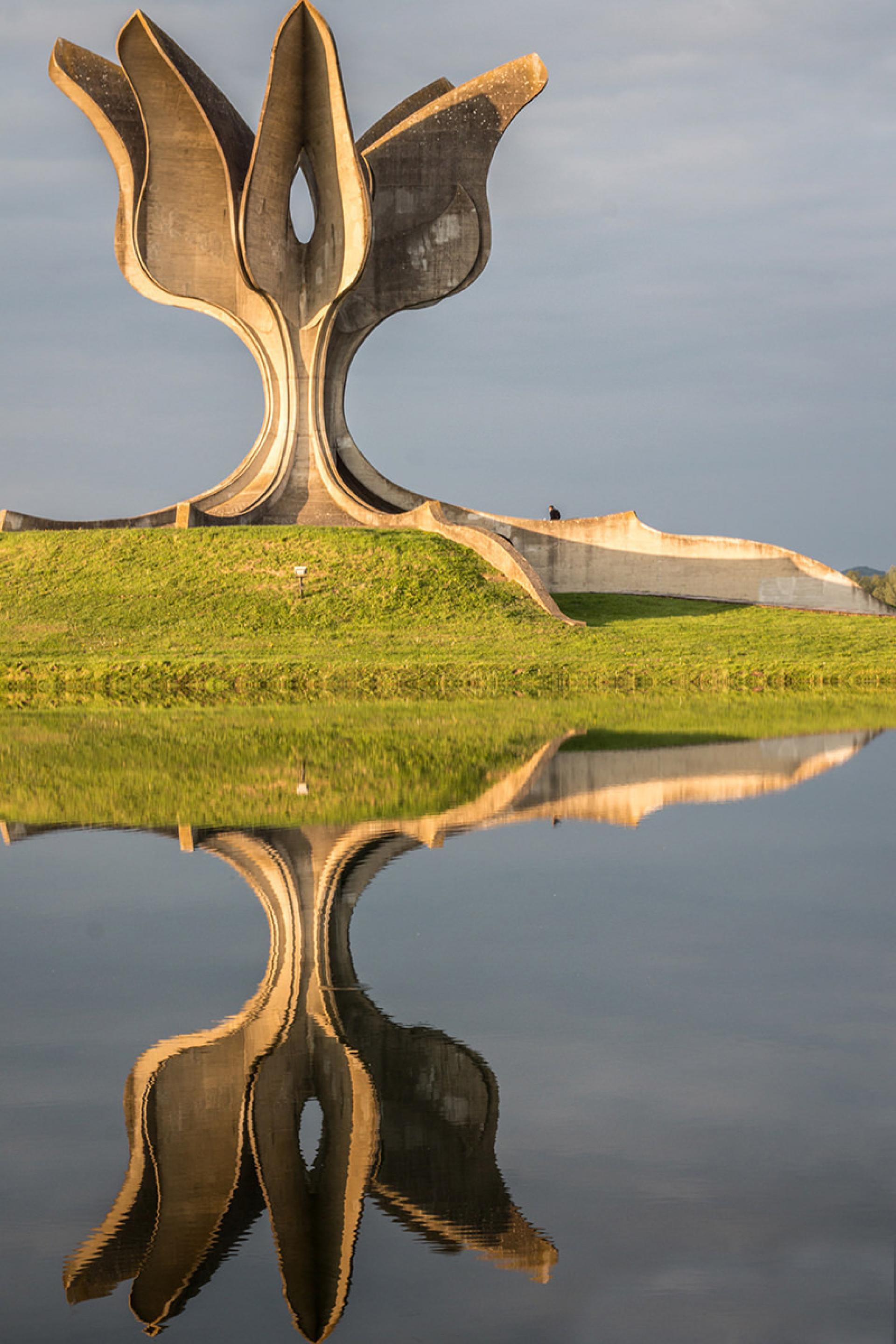 Stone Flower Monument at Jasenovac in Croatia by Bogdan Bogdanović (1966) is built over the ruins of the former forced labor and extermination camp and remembers thousands of victims killed by the fascist Ustaše regime in Croatia. | Photo via The Bohemian Blog