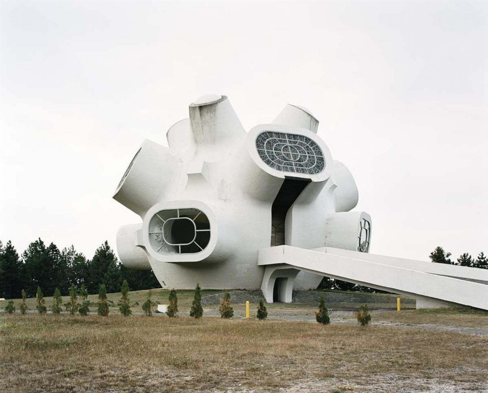 Makedonium by Jordan and Iskra Grabuloska (1974) at Kruševo in Macedonia was designed as a museum commemorating Ilinden Uprising of 1903 and the creation of Kruševo Republic. | Photo by Jan Kempenaers