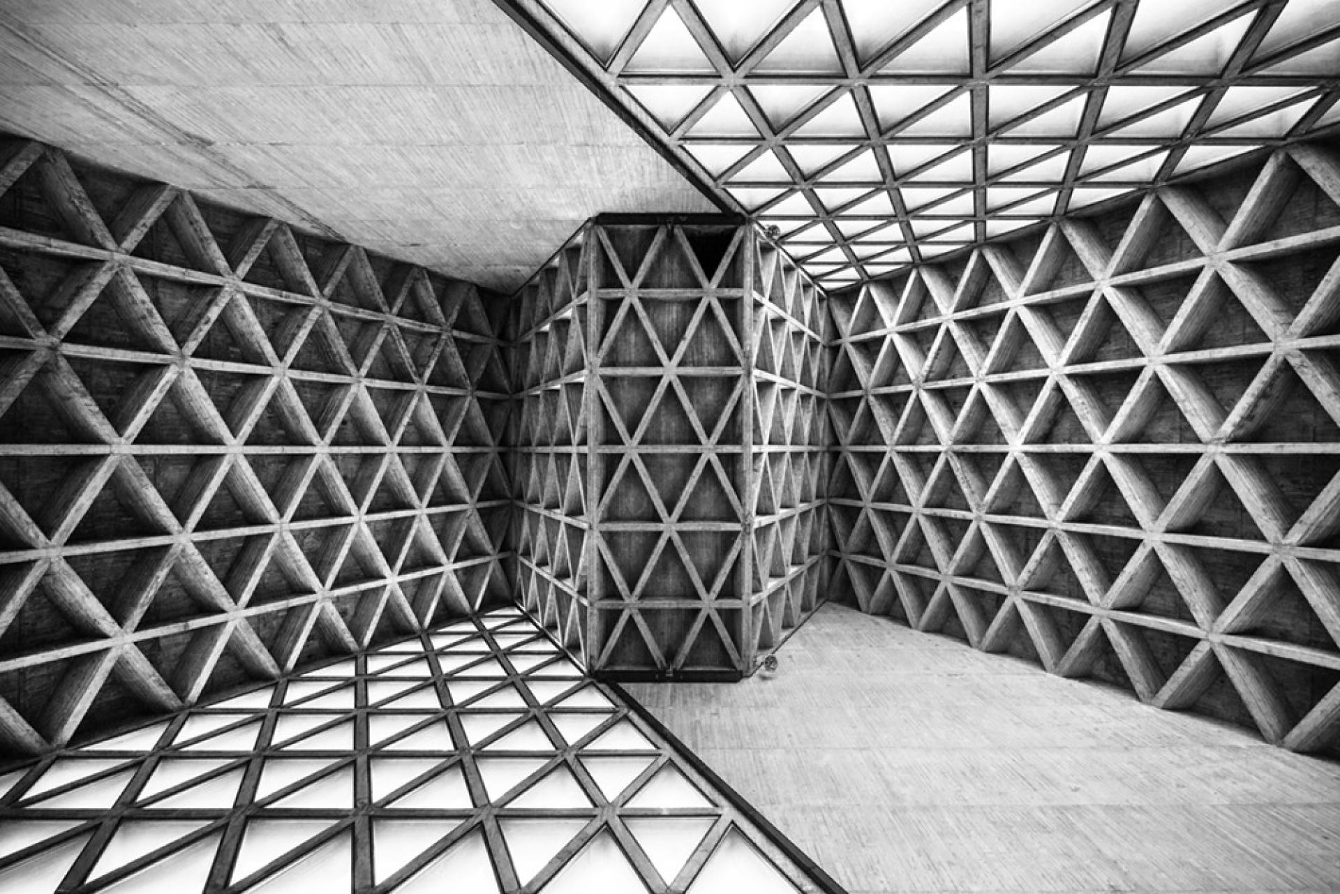 Concrete M structure of the interior of the Temple of Monte Grisa. | Photo by Roberto Conte