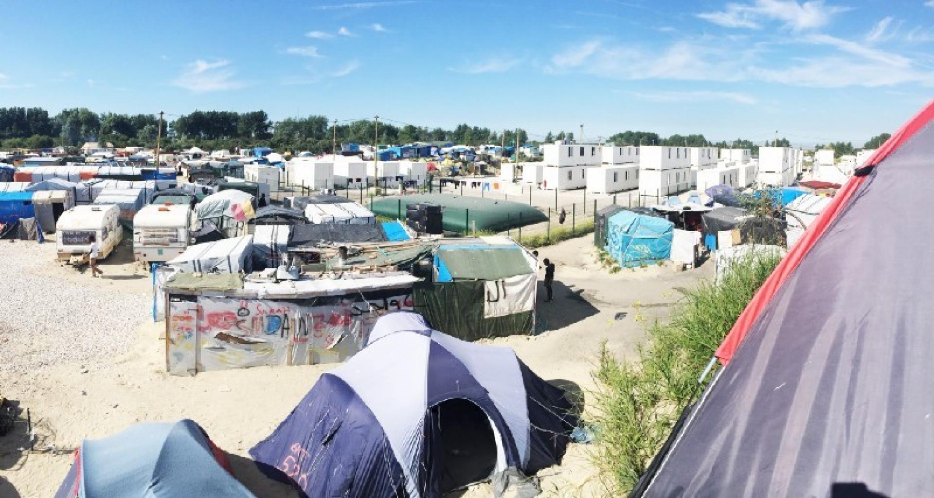 Communities and settlement in Calais Jungle. | Photo: Architecture for Refugees