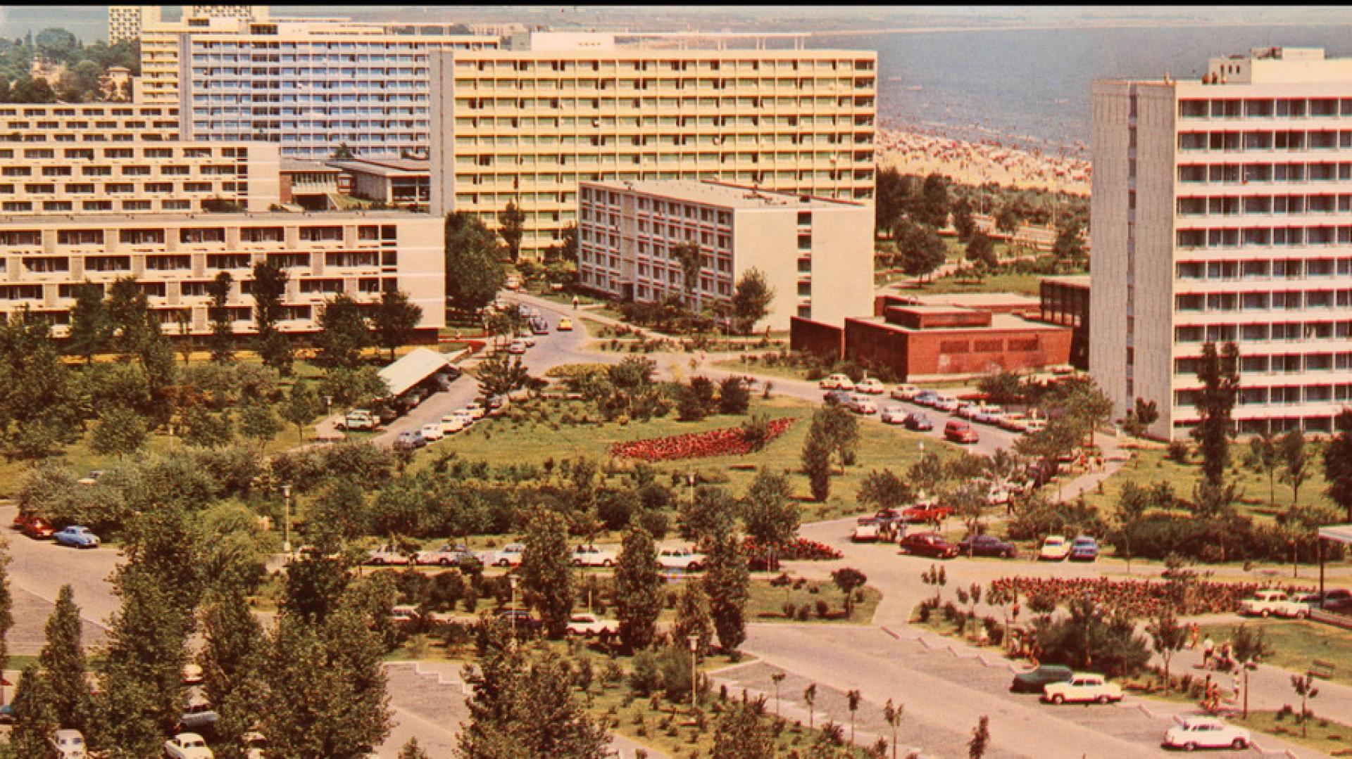 A development of an unprecedented scale in Mamaia resort | Postcard from the author’s collection, photographer D. Bădescu, 1970