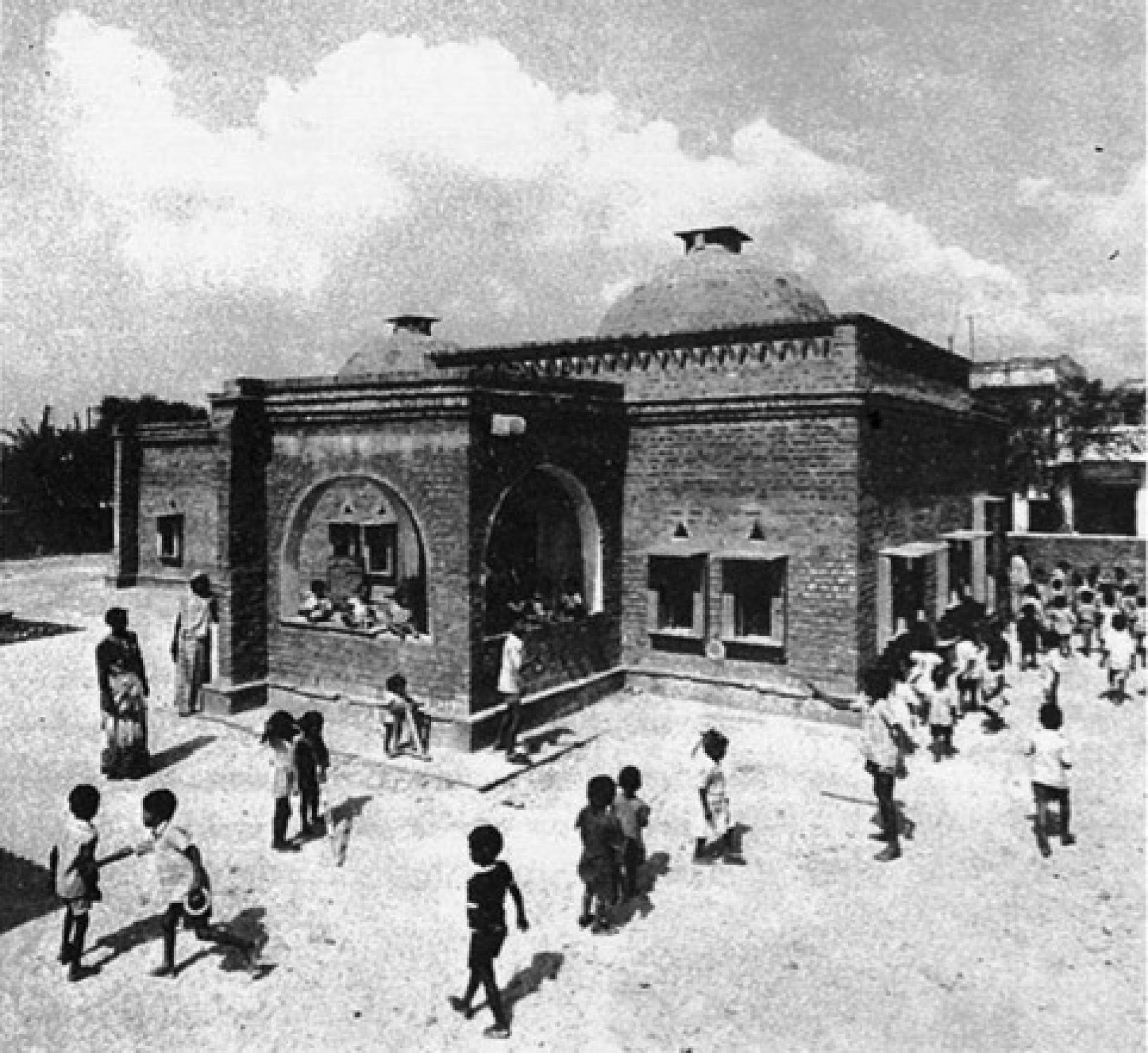 The School of Mobile Creches by Revathi Kamath explored the use of bricks in an innovative way. | Photo via Architects Web