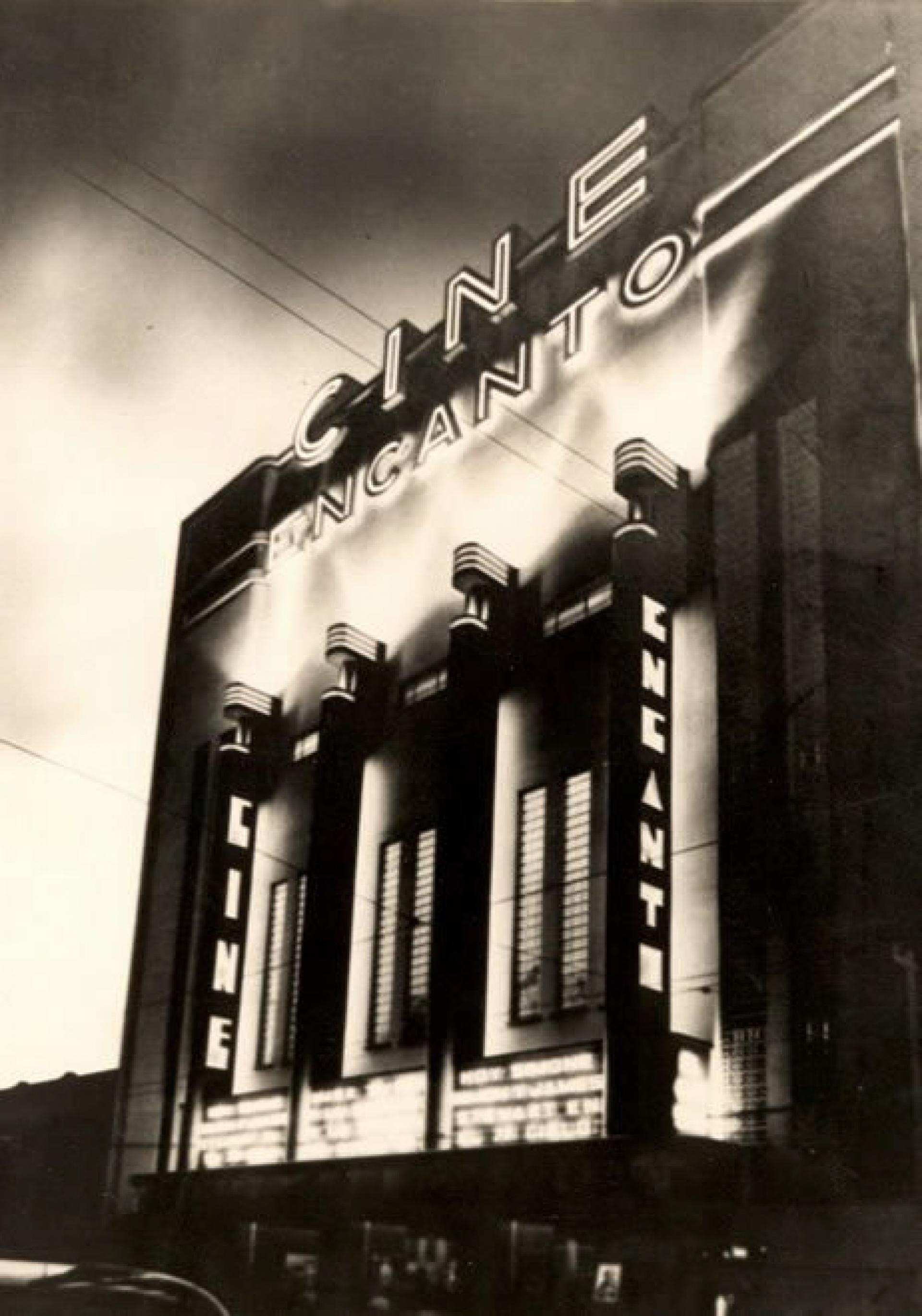 Cine Encanto (1937) by Francisco Serrano was lost in the earthquake of 1957. | Photo via Archivo Francisco Serrano