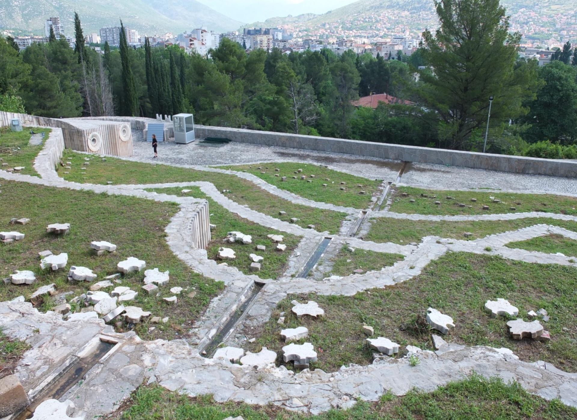 Partisan Memorial Cemetery in Mostar (1965) by Bogdan Bogdanović. | Photo analysis Peter Grudina