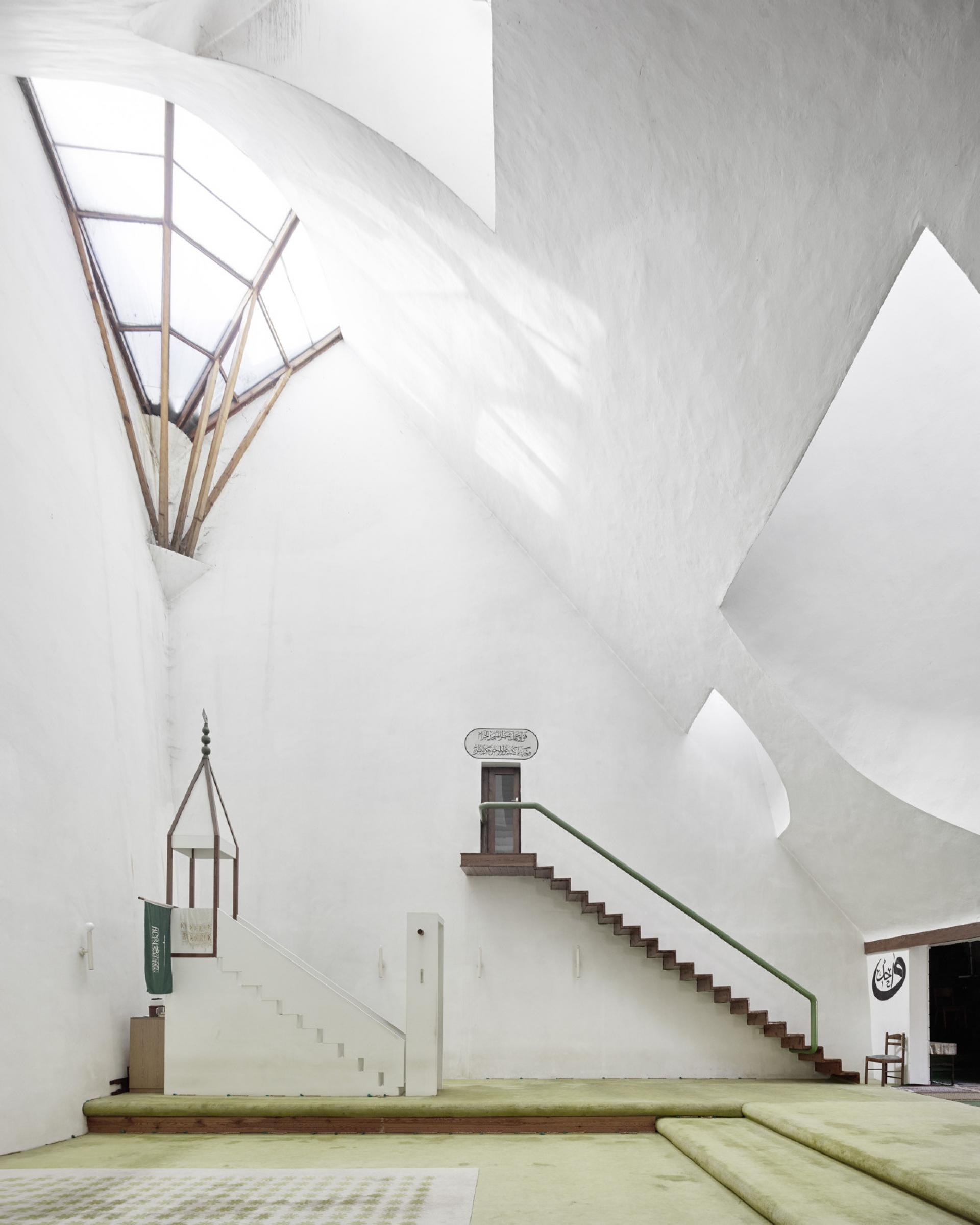 Šerafudin White Mosque by Zlatko Ugljen (1969–79); Visoko, Bosnia and Herzegovina. | Photo by © Valentin Jeck, commissioned by The Museum of Modern Art, 2016