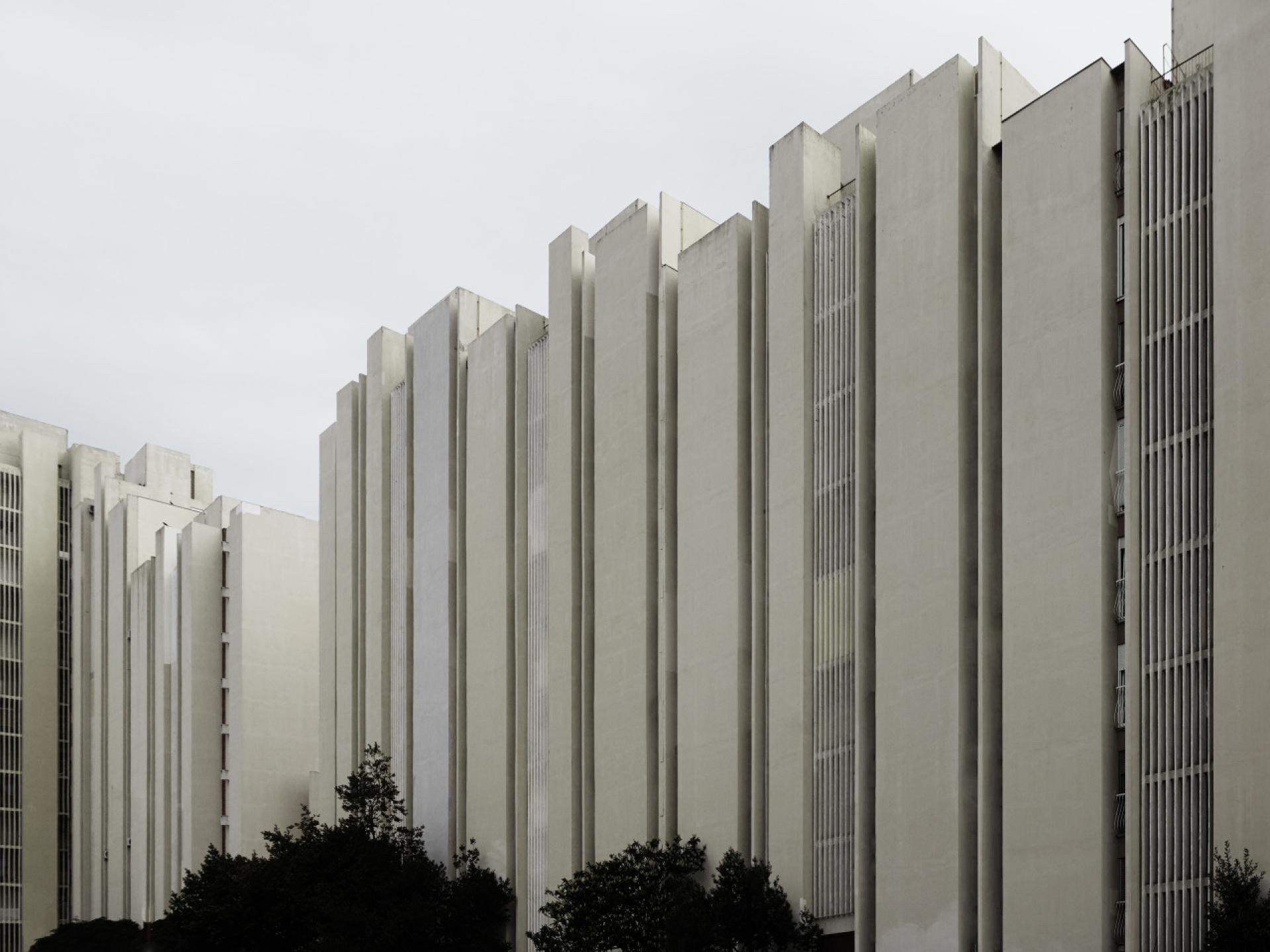 Braće Borozan building block in Split 3 by Dinko Kovačić and Mihajlo Zorić (1970–79); Split, Croatia. | Photo by © Valentin Jeck, commissioned by The Museum of Modern Art, 2016