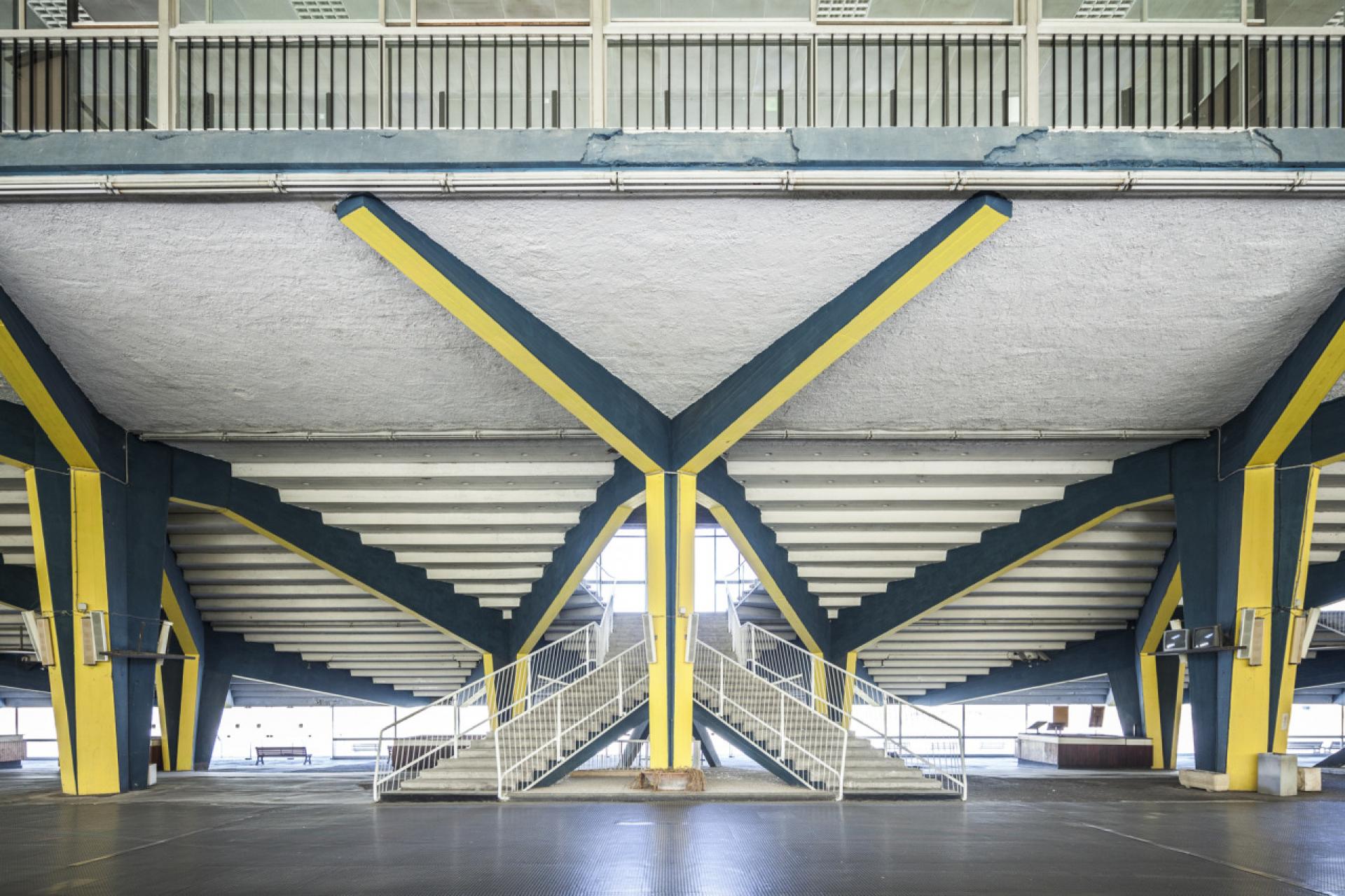 Tribune dell’Ippodromo di Tor di Valle, Rome (1958-59) by Julio Lafuente, Aicardo Virago, Gaetano Rebecchini | Photo © Federico Padovani