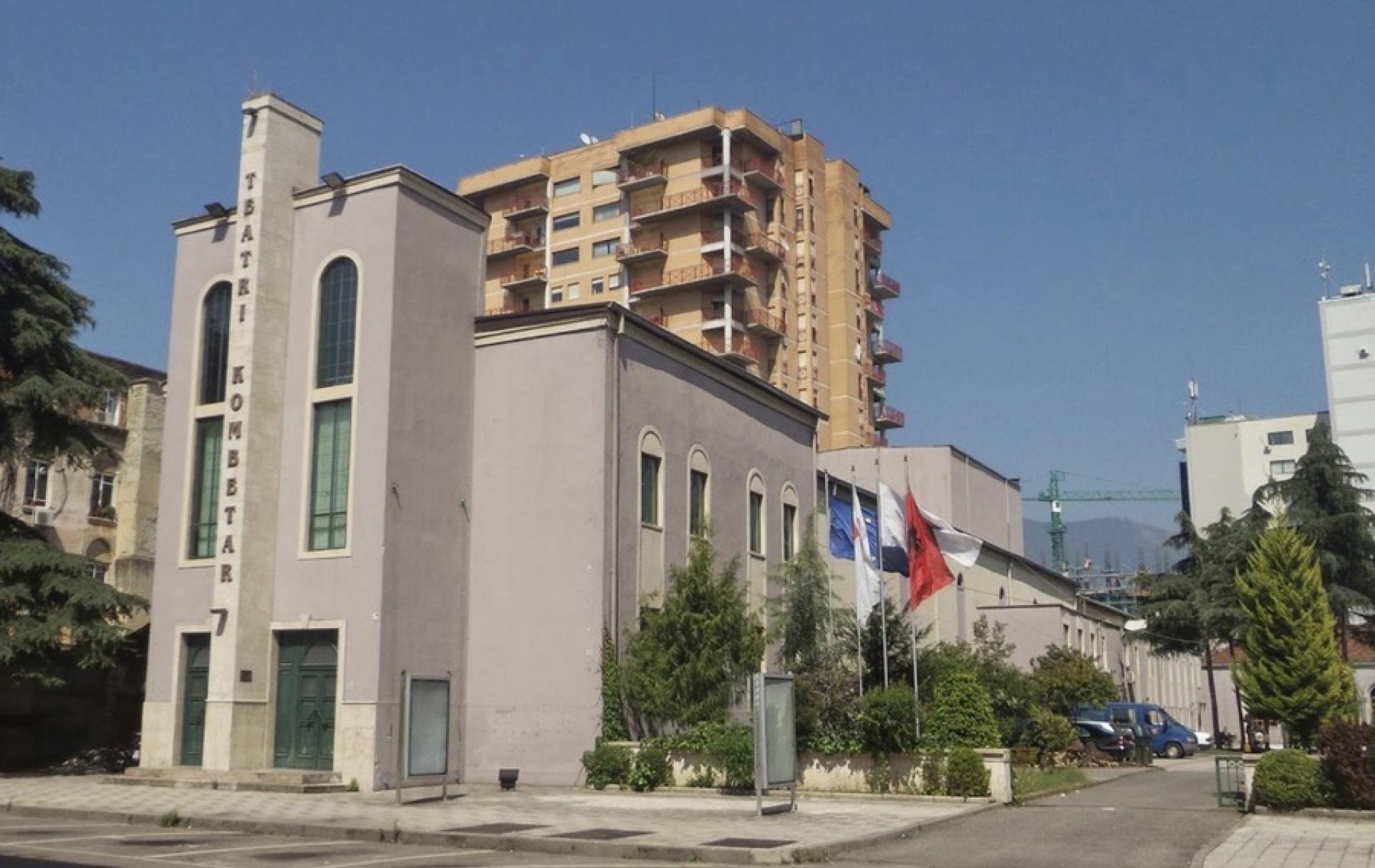 The building of the National Theatre of Albania at the beginning of the construction in the 1940s and today. | Photo via Balcanicaucaso