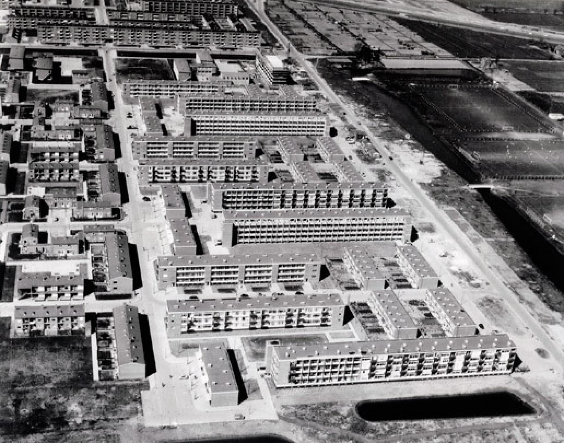 Lotte Beese built Pendrecht, the first car-free street in Rotterdam as well the Netherlands (1947). | Photo via Architectureguide