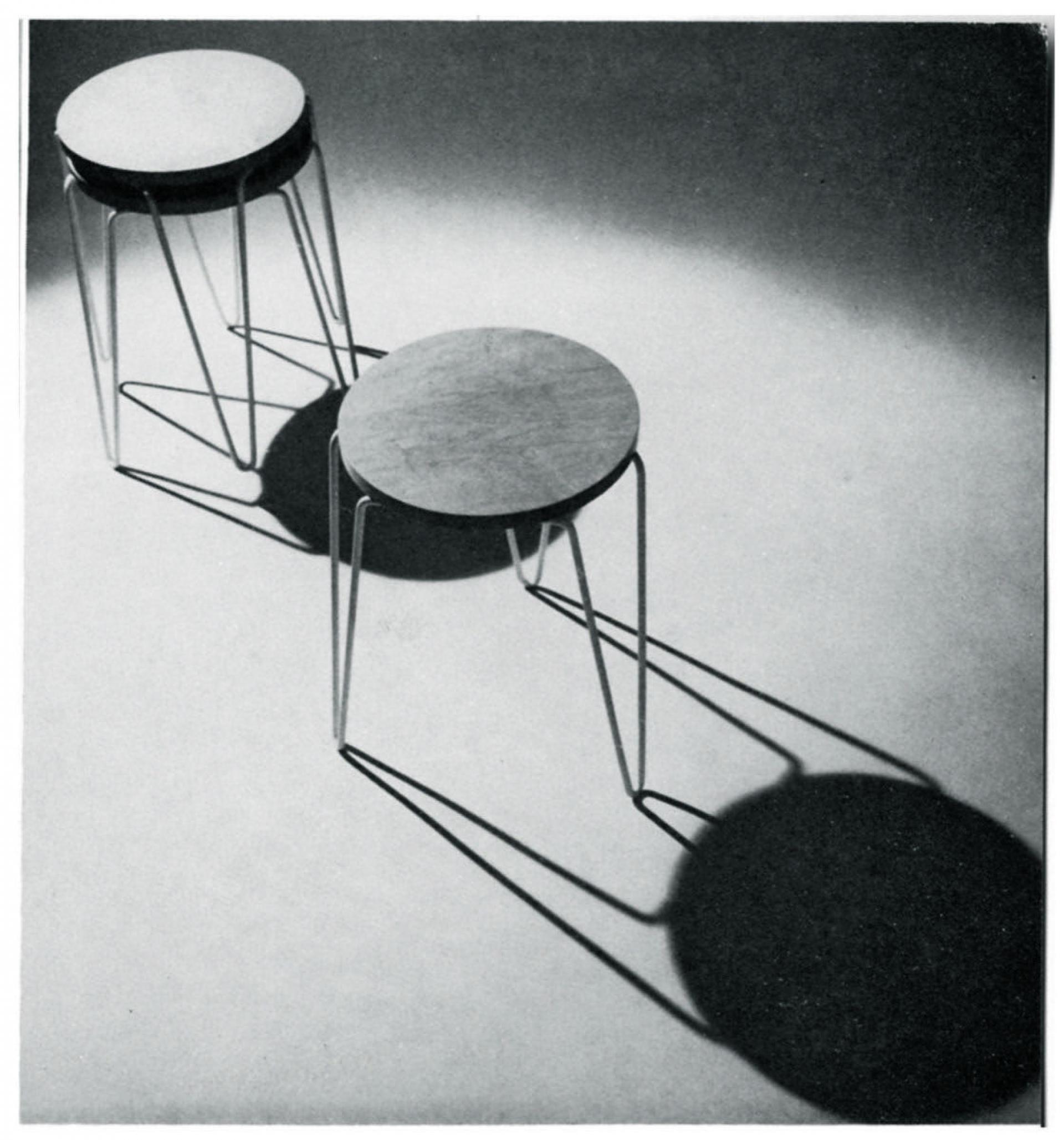The Hairpin Stacking Stool designed by Florence Knoll. | Photo © Knoll Archive