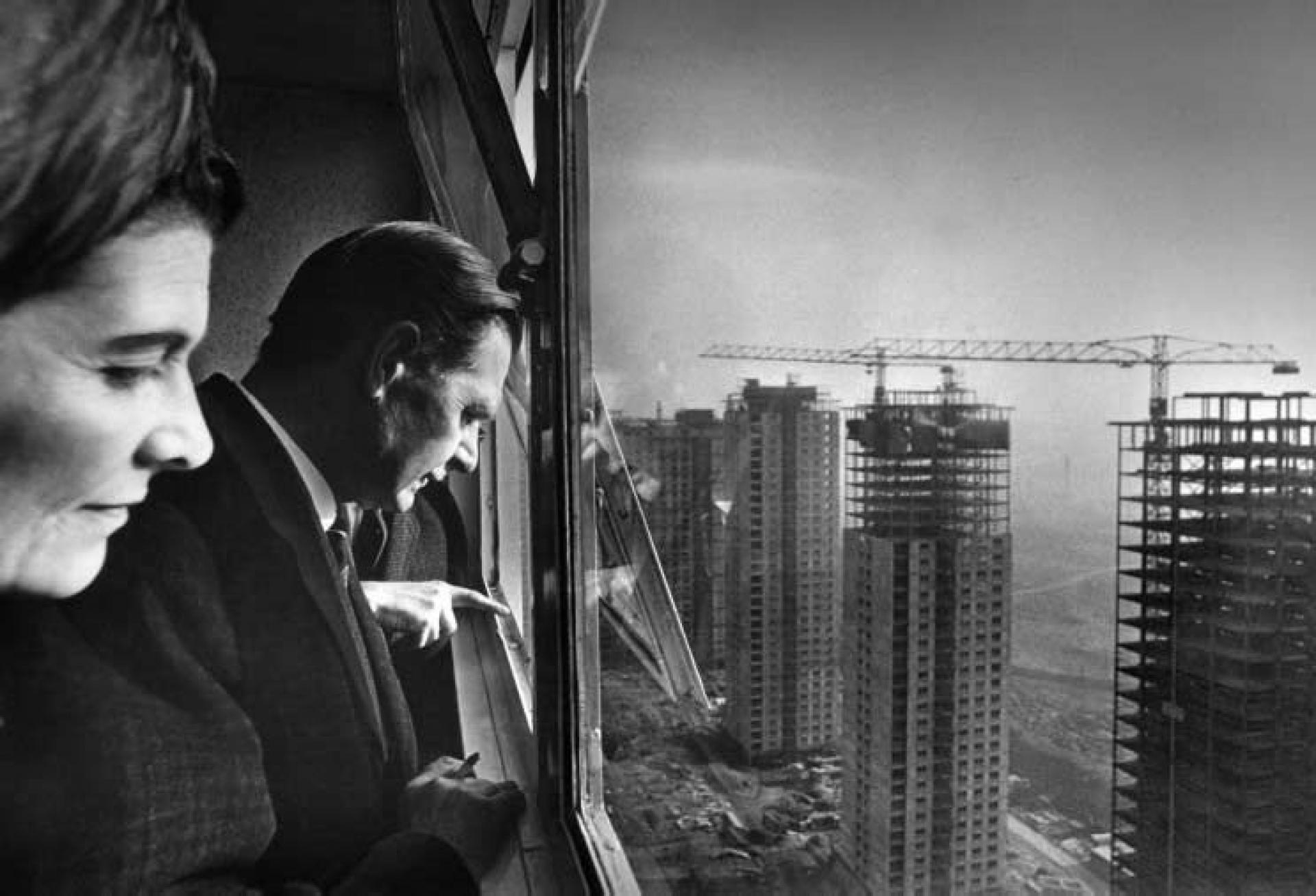 Scottish Secretary Willie Ross and his wife at the opening of the Red Road flats in Glasgow (1964). | Photo via Read Road Pinterest