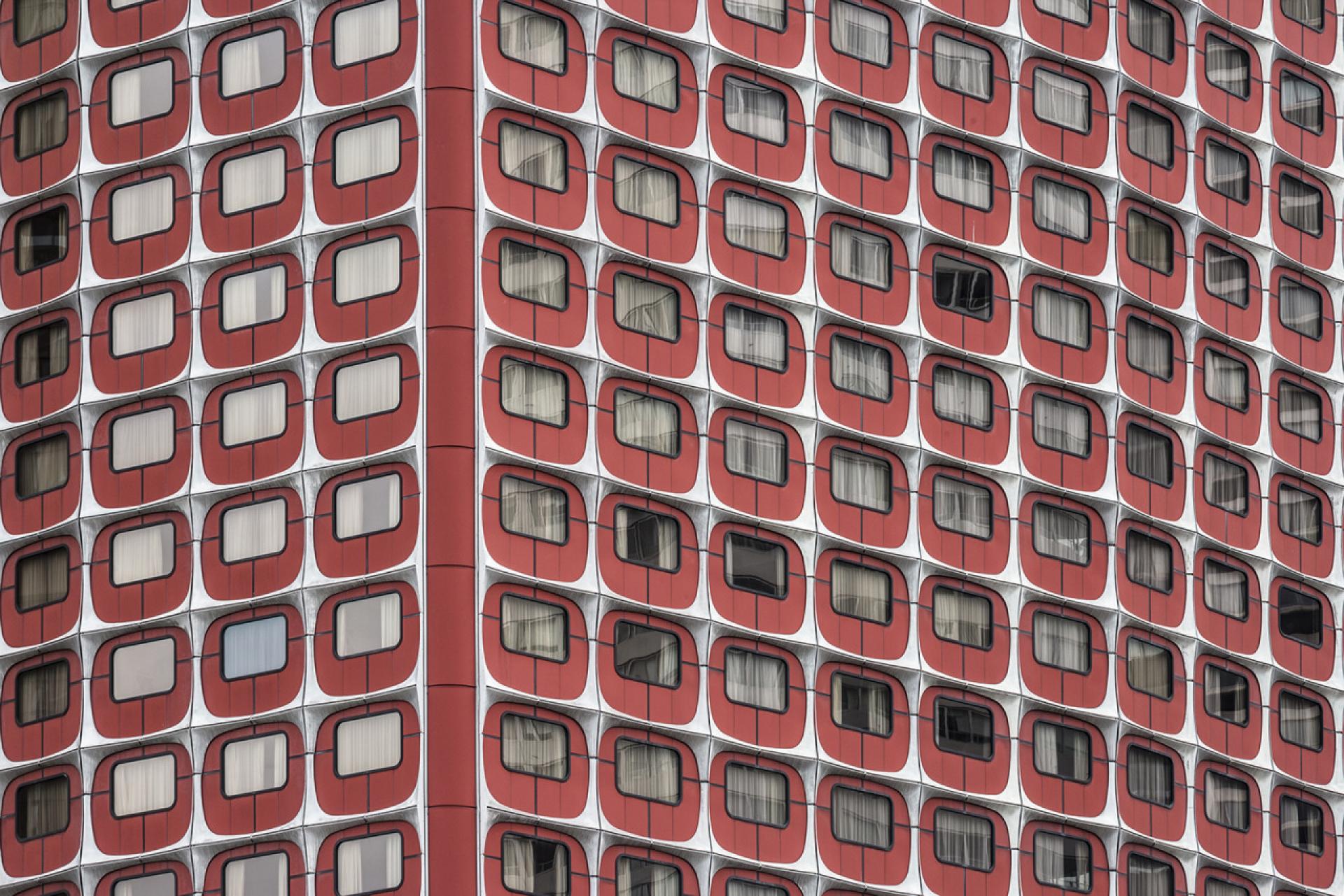 Hotel Novotel Paris Tour Eiffel by Julien Penven and Jean-Claude Le Bail (1976) in Paris, France. | Photo © Roberto Conte (2017)