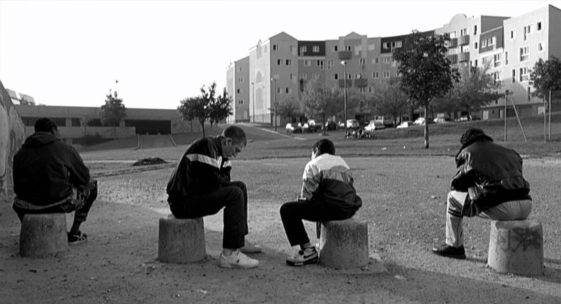 Scene from La Haine film by Mathieu Kassovitz in the Cité de La Noé in Chanteloup-les-Vignes, France (1995) | Source via Film Grab