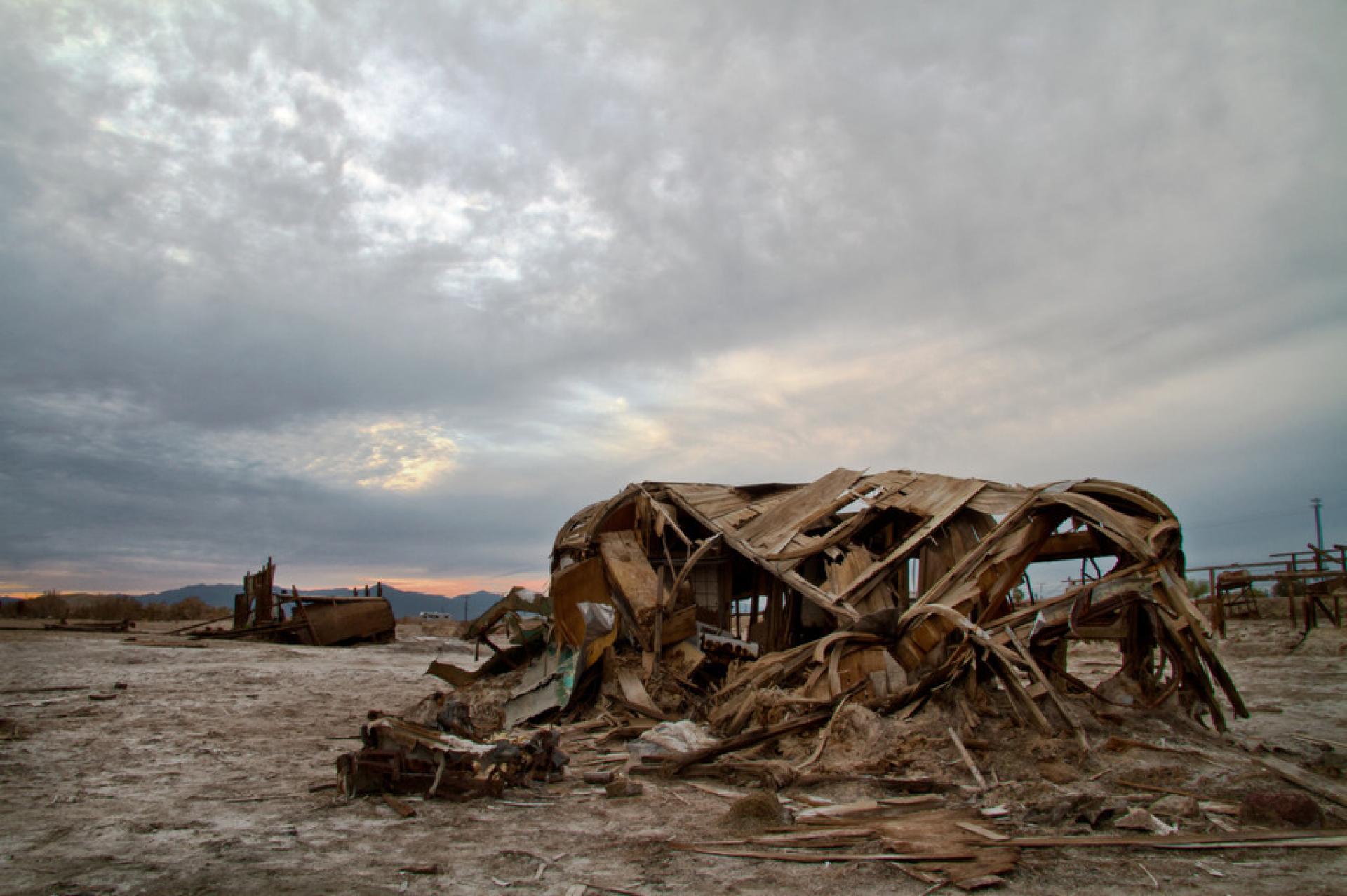 The current state of the Salton sea. | Photo via Public Domain