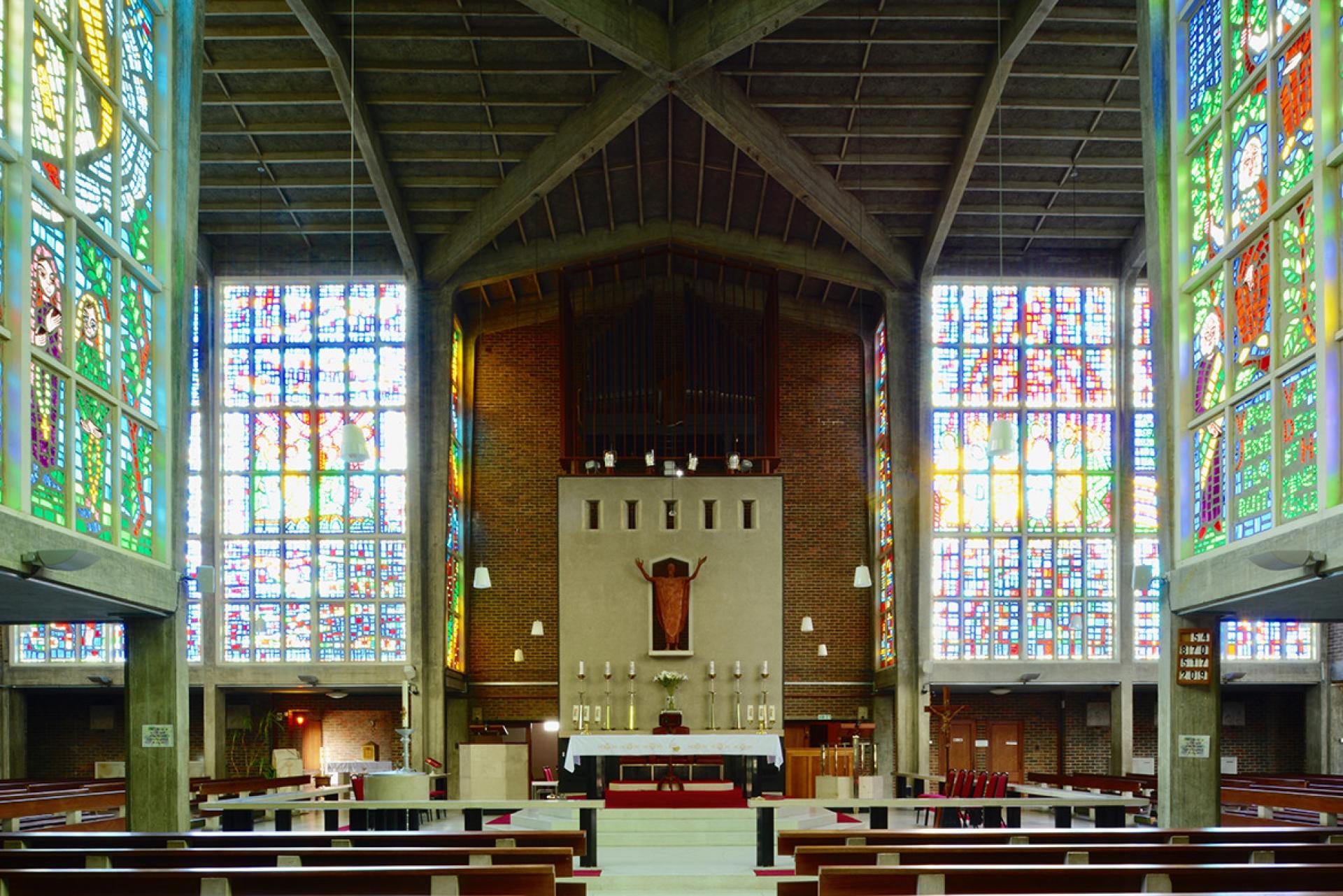 Our Lady of Fatima, Harlow, Essex (1960). | Photo © John East