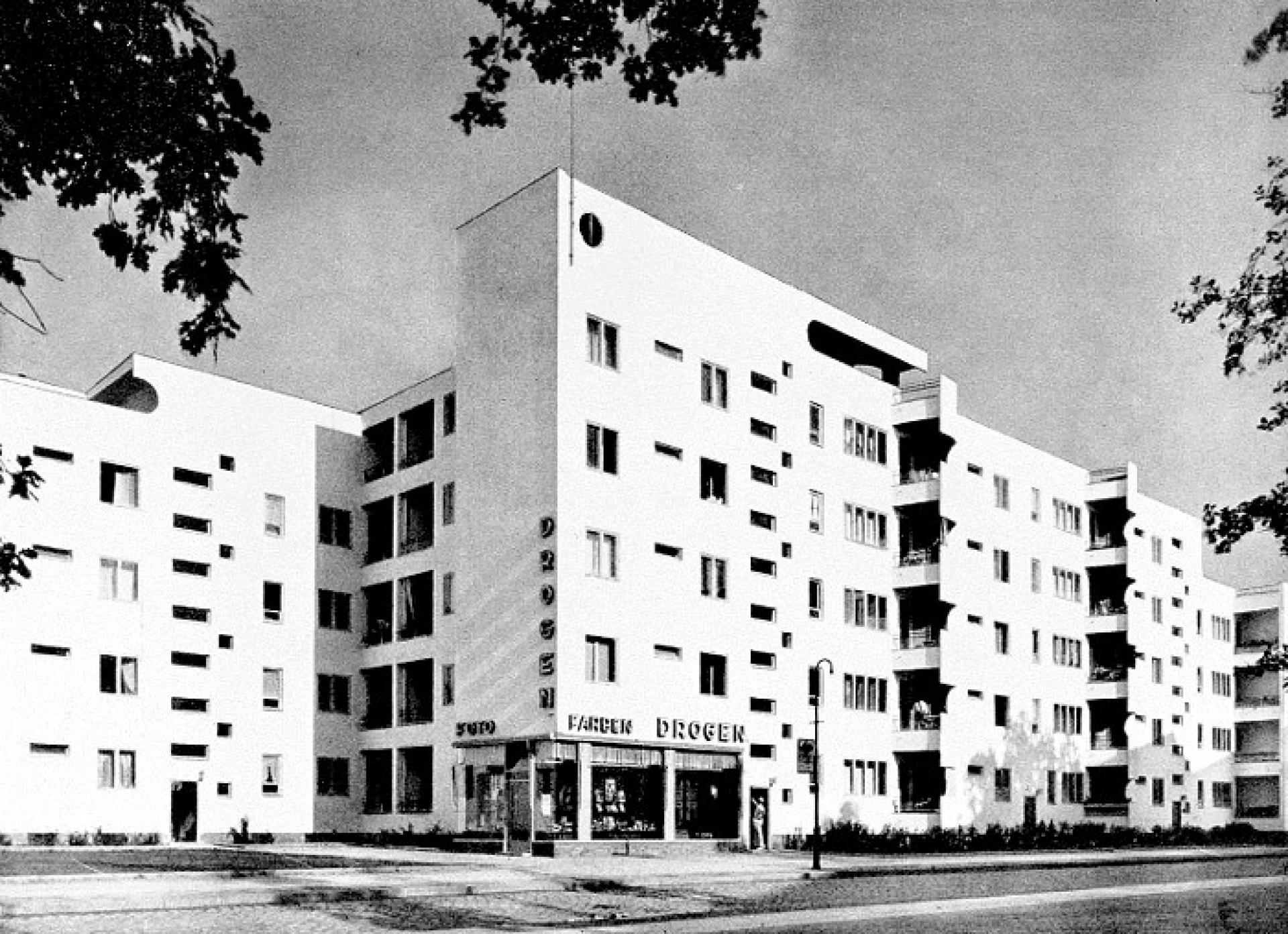 The Siemensstadt was designed by Hans Scharoun, Walter Gropius, Otto Bartning and Hugo Häring. | Photo via Berlin Senate