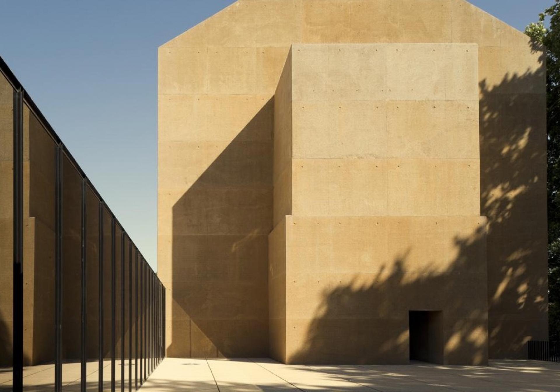 19th century theatre, turned into multipurpose space. | Photo Daniel Malhão