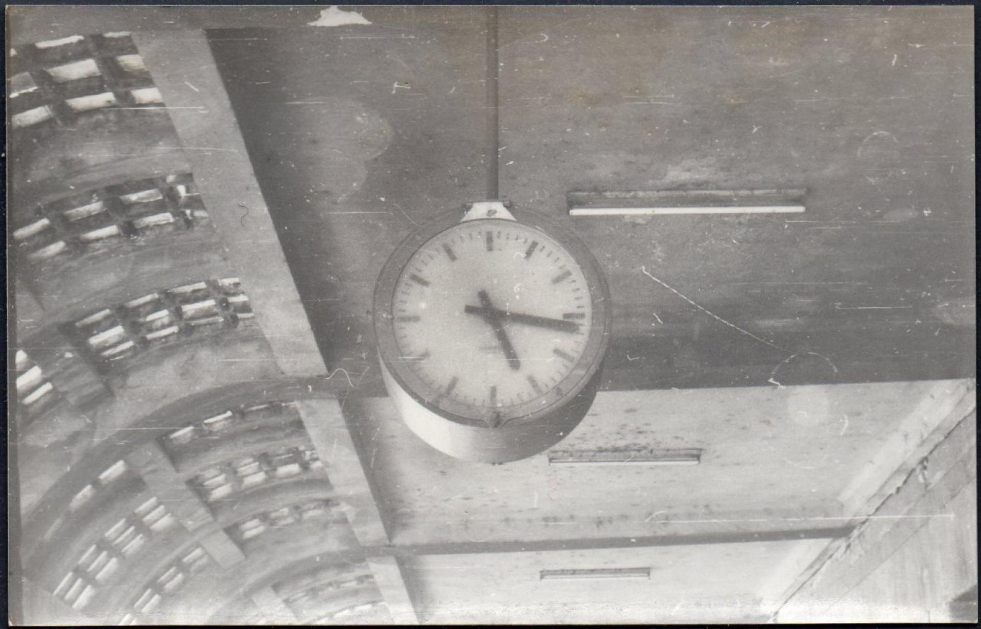 The clock at Skopje railway station stopped at 5:17am, when the first wave of the earthquake hit the city of Skopje in 1963. | Photo via Paperheritage