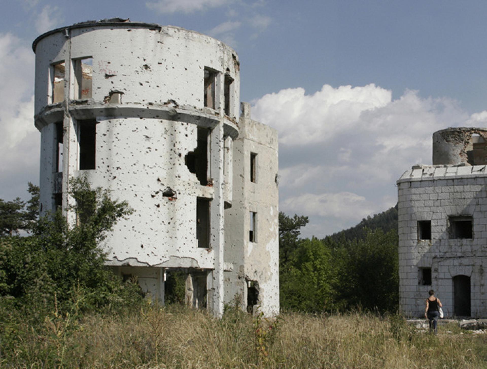Destroyed building of the former Maršal Tito barracks and observatory building on the Trebević mountain. | Photo © Zoran Kanlić (2012)