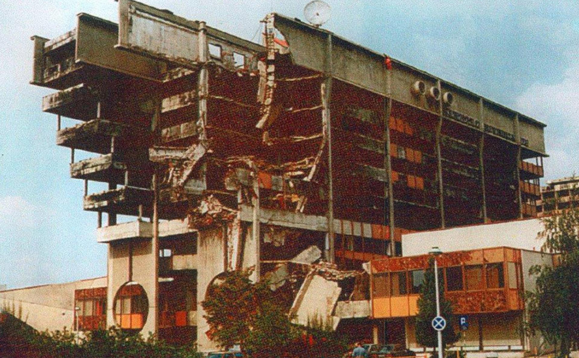 Destroyed Elektroprivreda office building. | Photo Elektroprivreda Archive (1992)