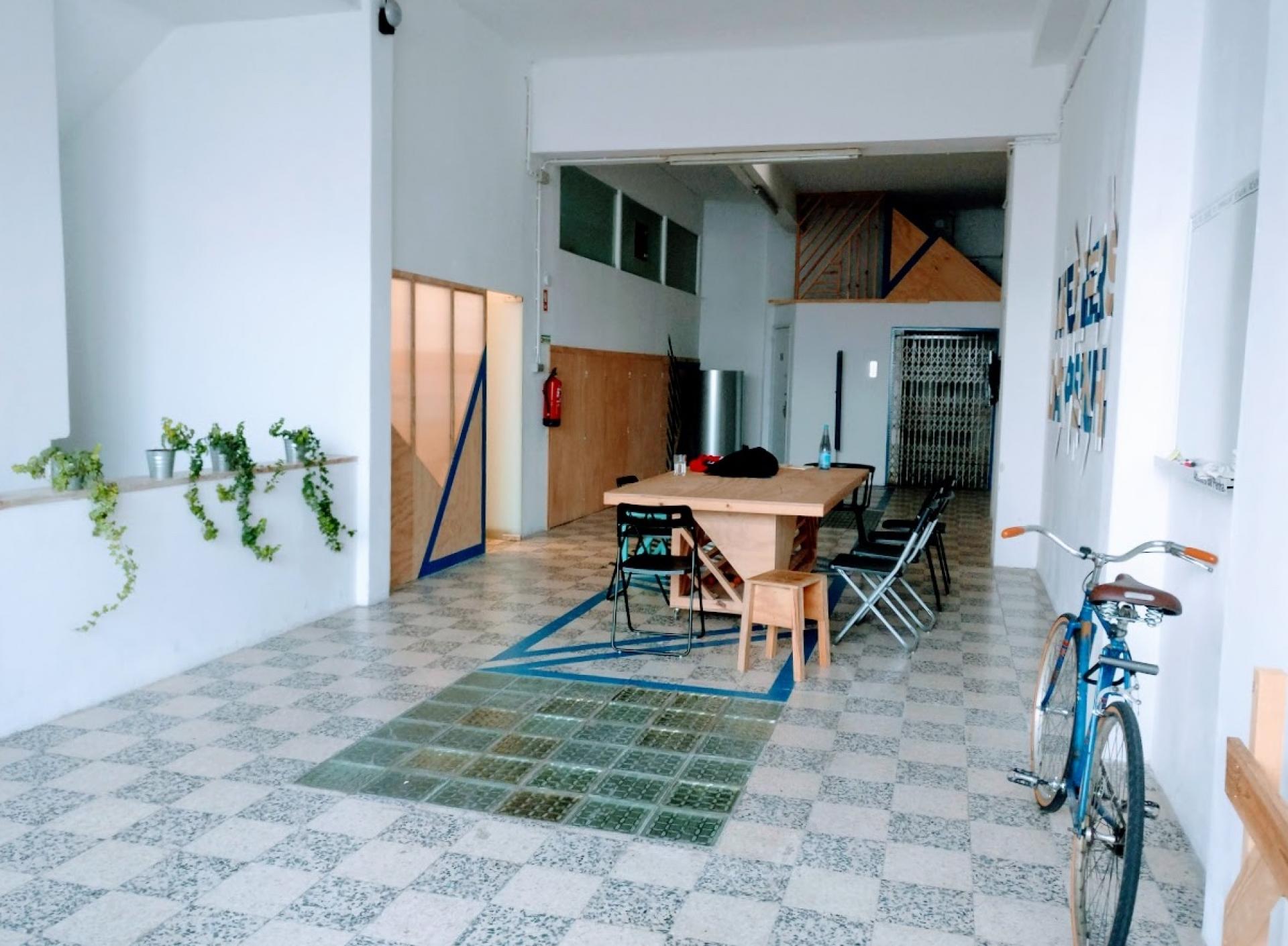 Home of Colectivo Warehouse: Ateliers da Penha. | Photo: Sonja Dragovic
