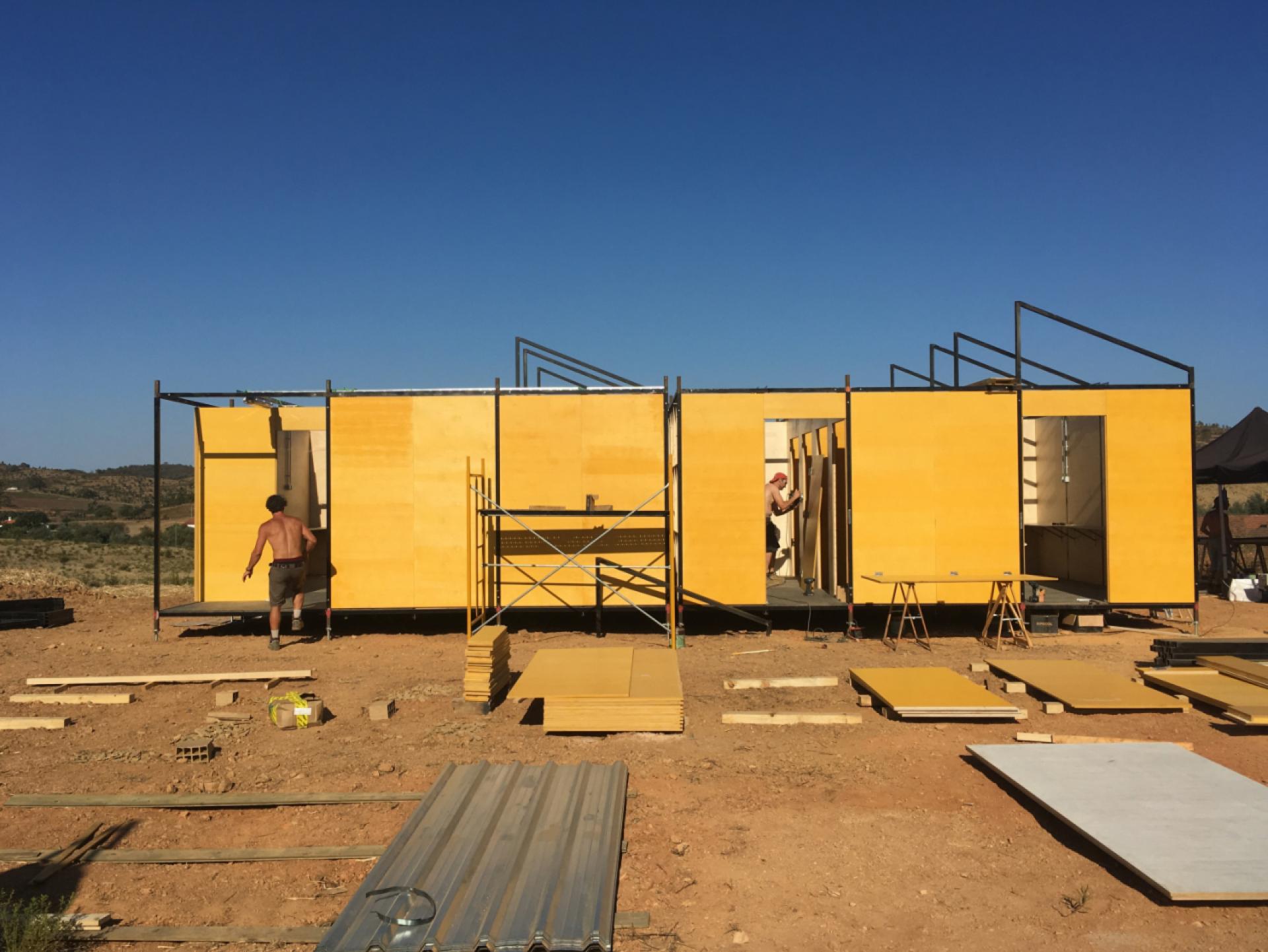 Nomad Base Camp, recent project done with Forjanarchitecture, in partnership with CLARA - center for rural development in Santa Clara de Sabóia in Alentejo. | Photo: Colectivo Warehouse