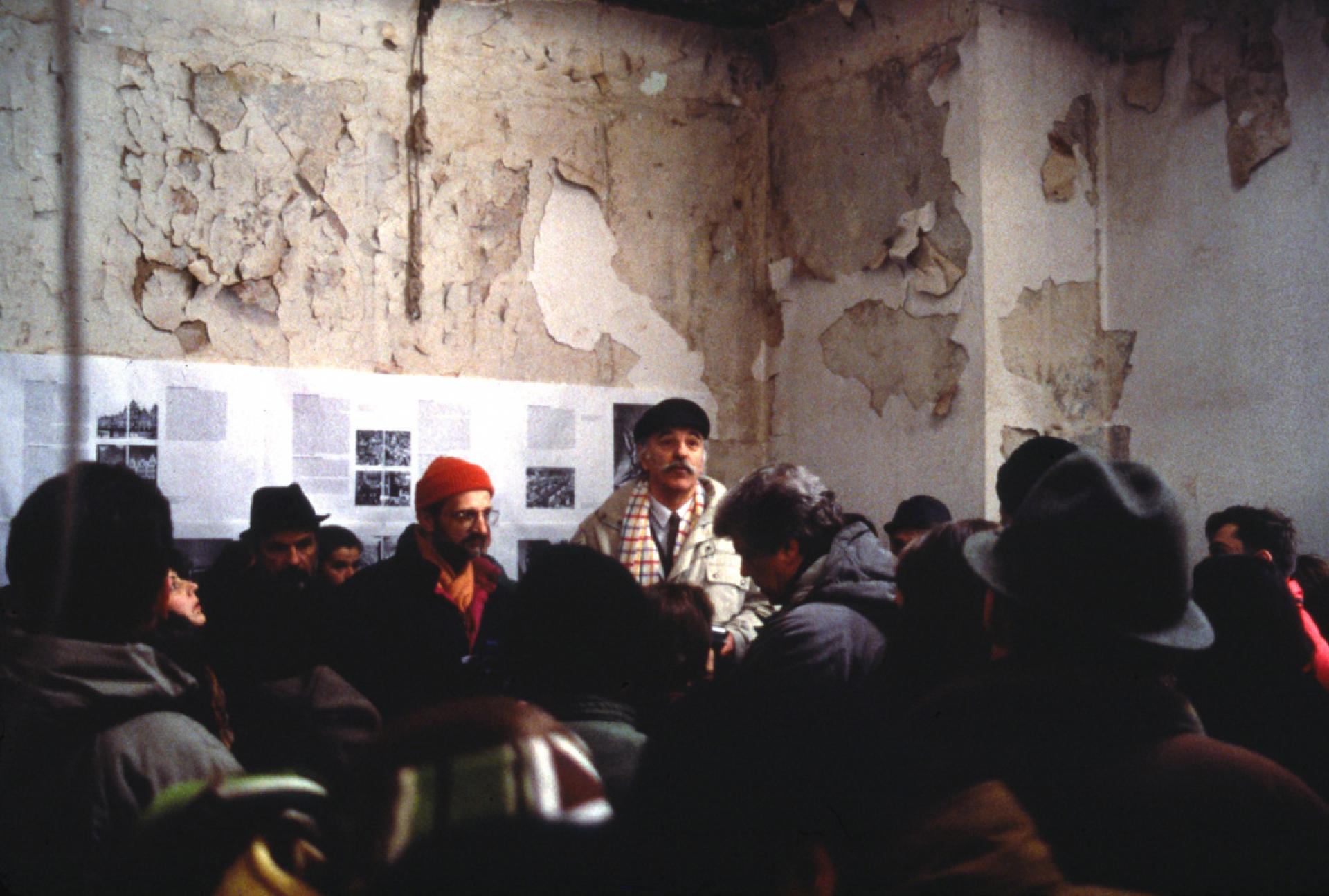 Ivan Štraus and Lebbeus Woods in the destroyed Olympic Museum Sarajevo in 1993 | Photo via Lebbeus Woods