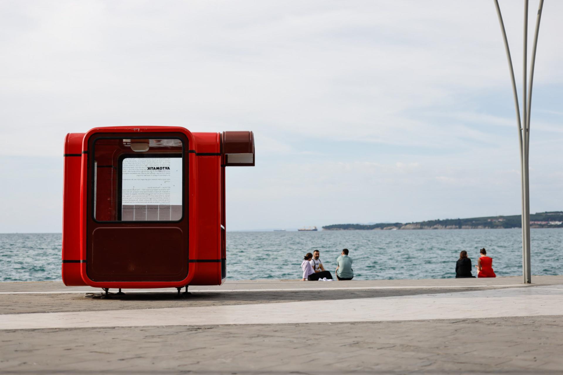 K67 is positioned on the parking lot just next to the Adriatic Sea. | Photo © Domen Grögl