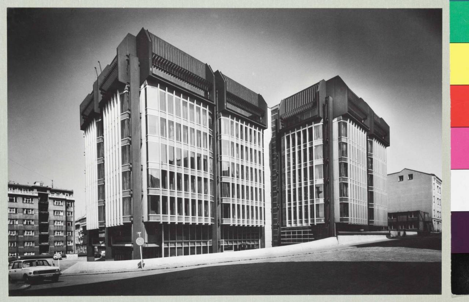 Transgas Complex by Ivo Loos, Jindřich Malátek, Václav Aulický, Jiří Eisenreich, Jiří Kozák, Jan Fišer (1966–1978) | Photo © Kamil Wartha, National Gallery Prague