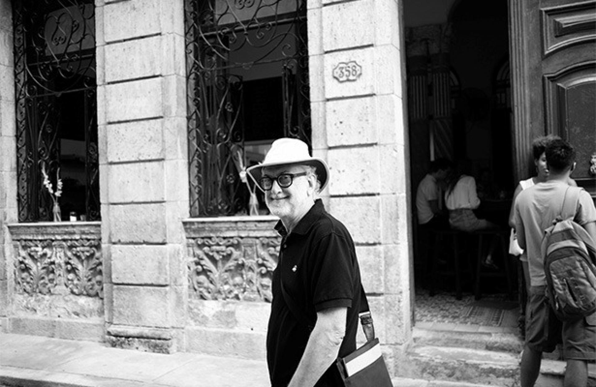 Michael Sorkin on a study trip to Havana, 2019. | Photo © Hui Liang