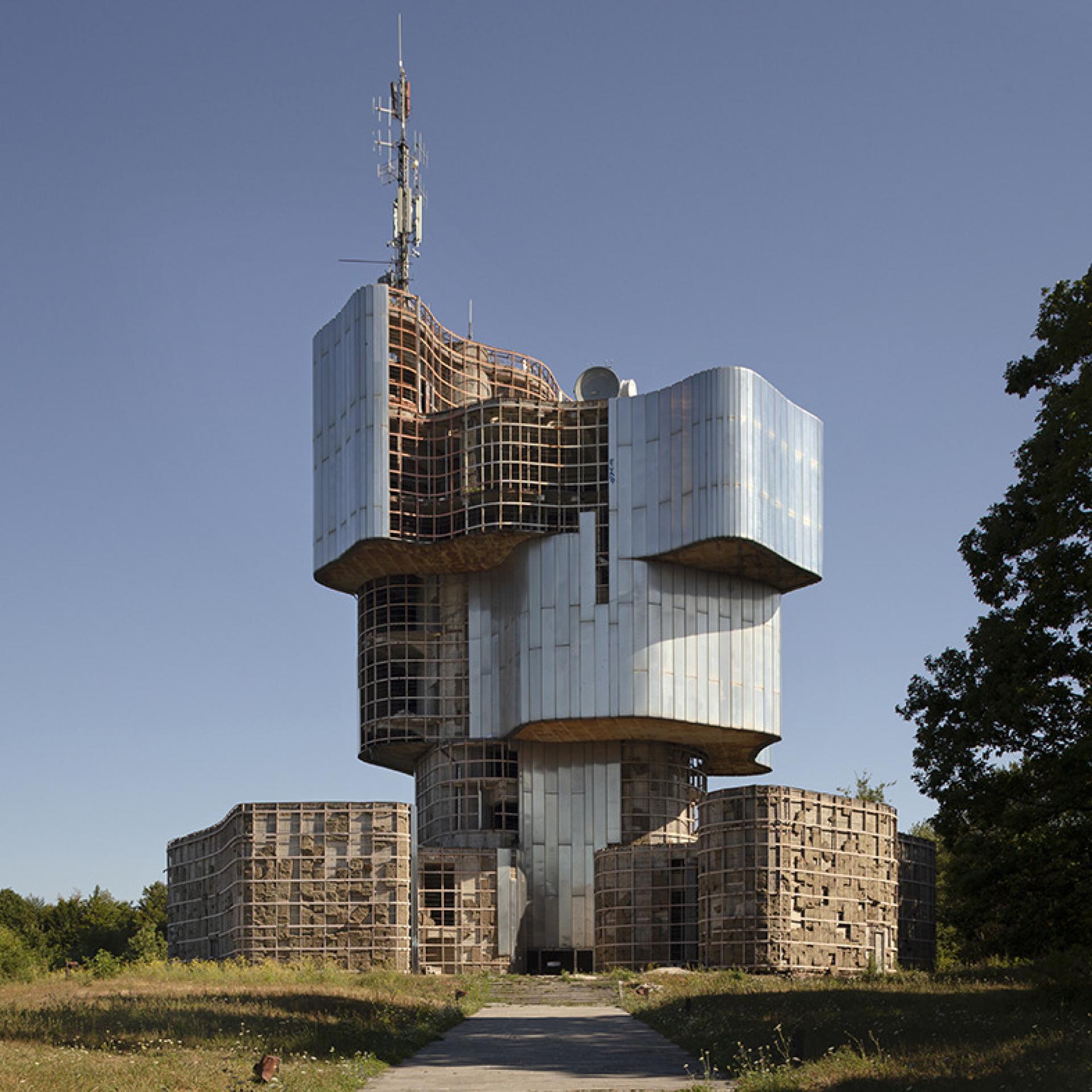 Monument to the Uprising of the People of Banija and Kordun (1971-1981) in Petrova Gora, Croatia by Berislav Šerbetić | Photo © Roberto Conte