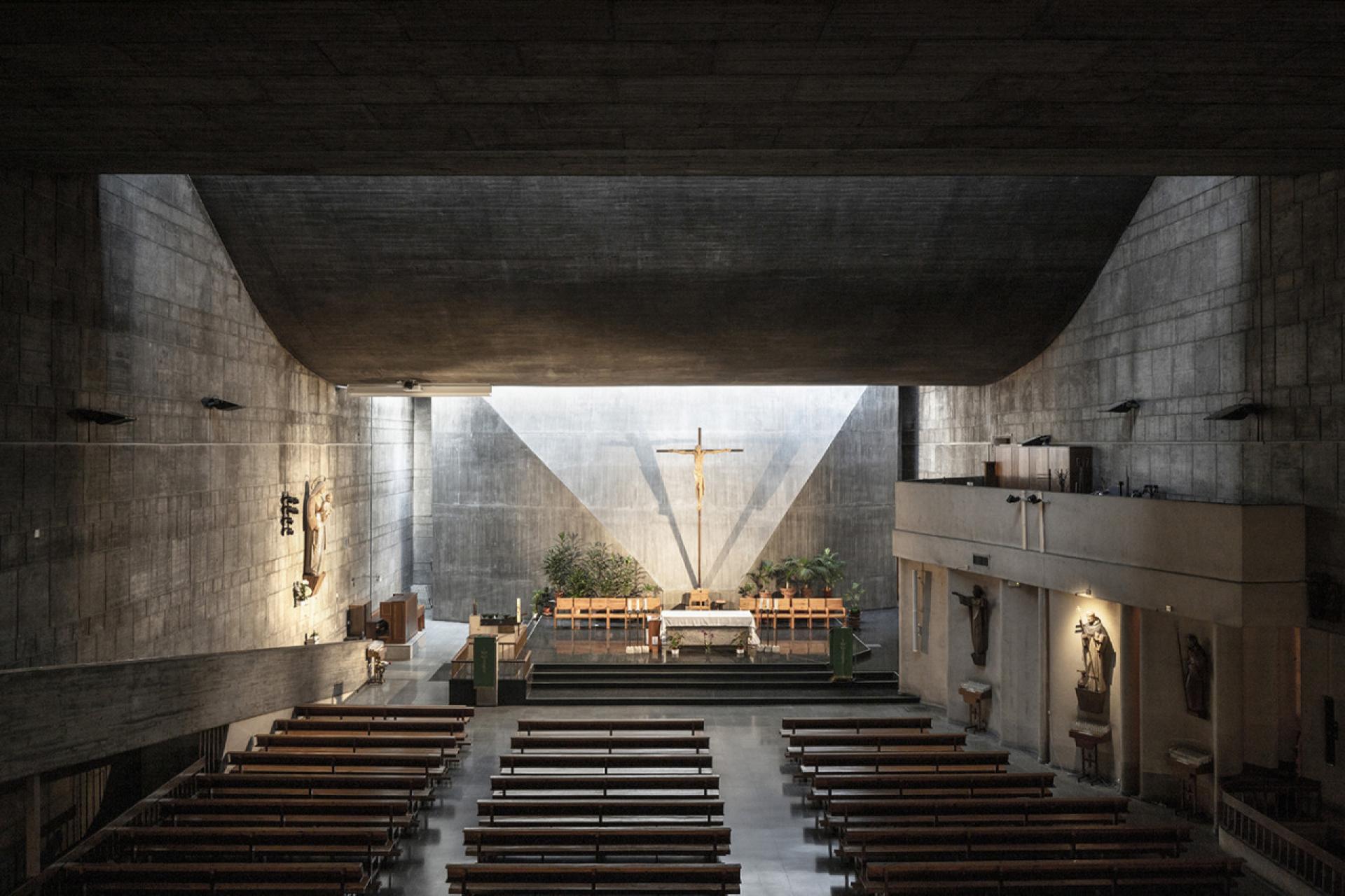 Parish of Our Lady of the Rosary of the Philippines by Cecilio Sanchez-Robles Tarín (1967-1970)