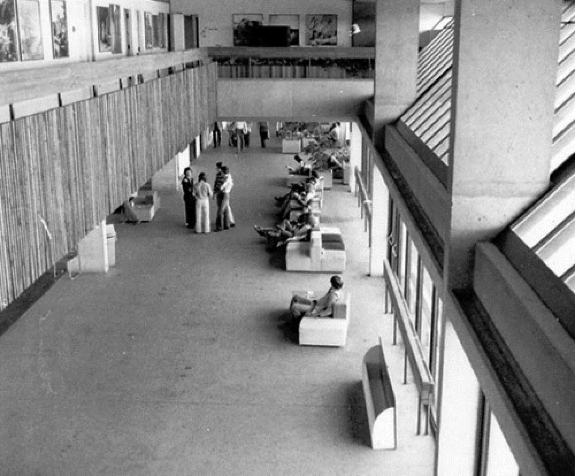 Lethbridge University Hall (1968-1969) by Arthur Erickson. | Photo via University of Lethbridge