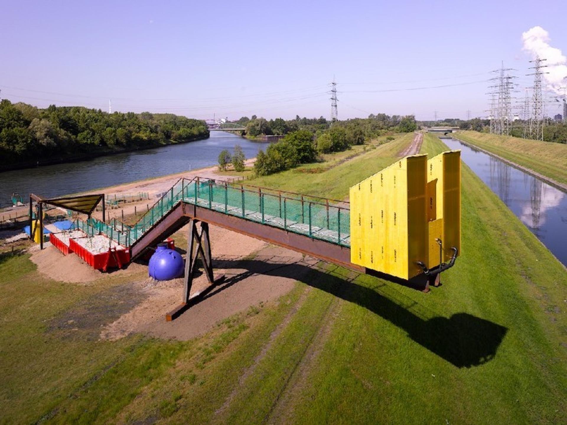 Between the Waters: The Emscher Community Garden by Marjetica Potrč and Ooze | Photo © Courtesy of Potrc and Ooze