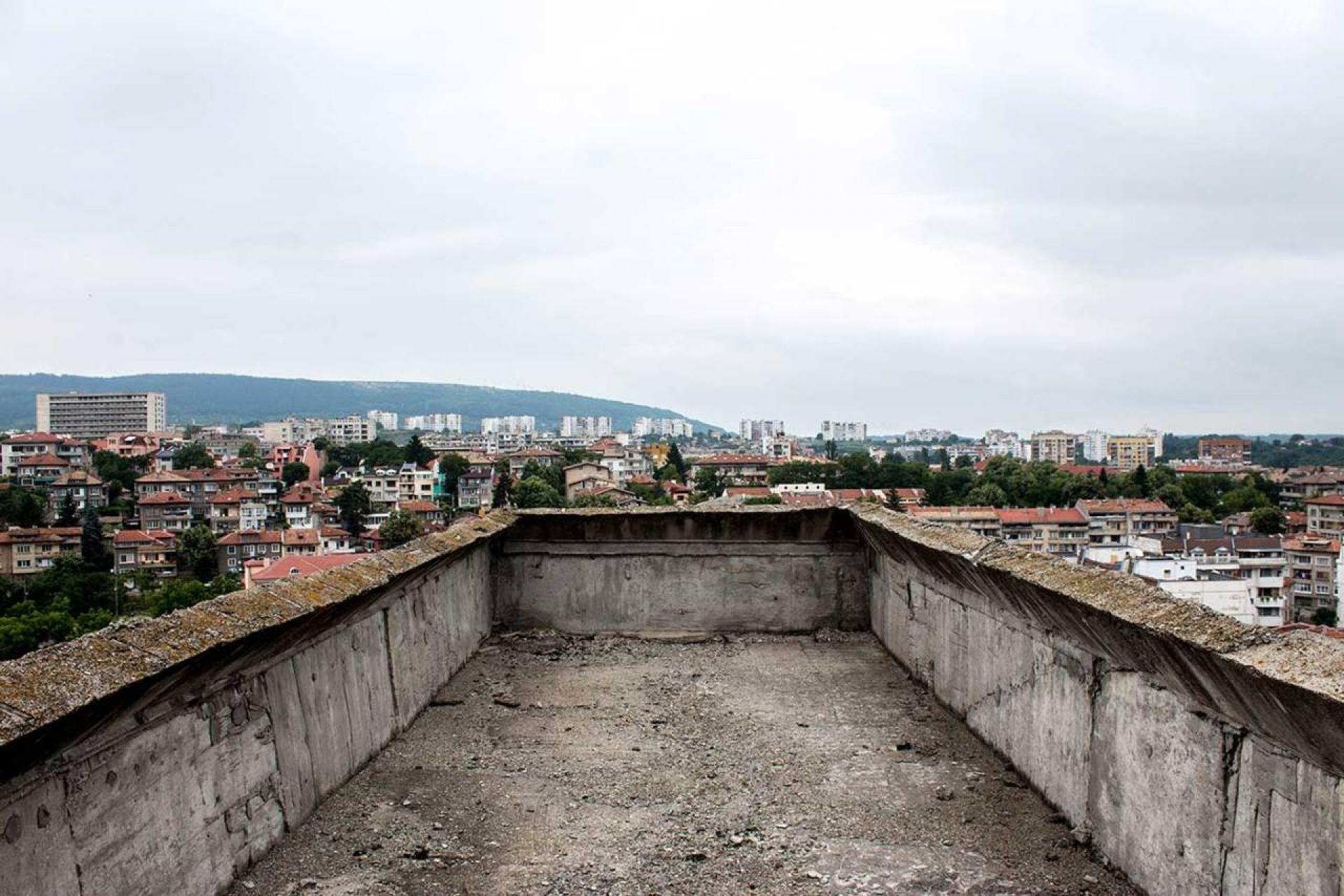 Shumen from the rooftops. | Photo © Darmon Richter
