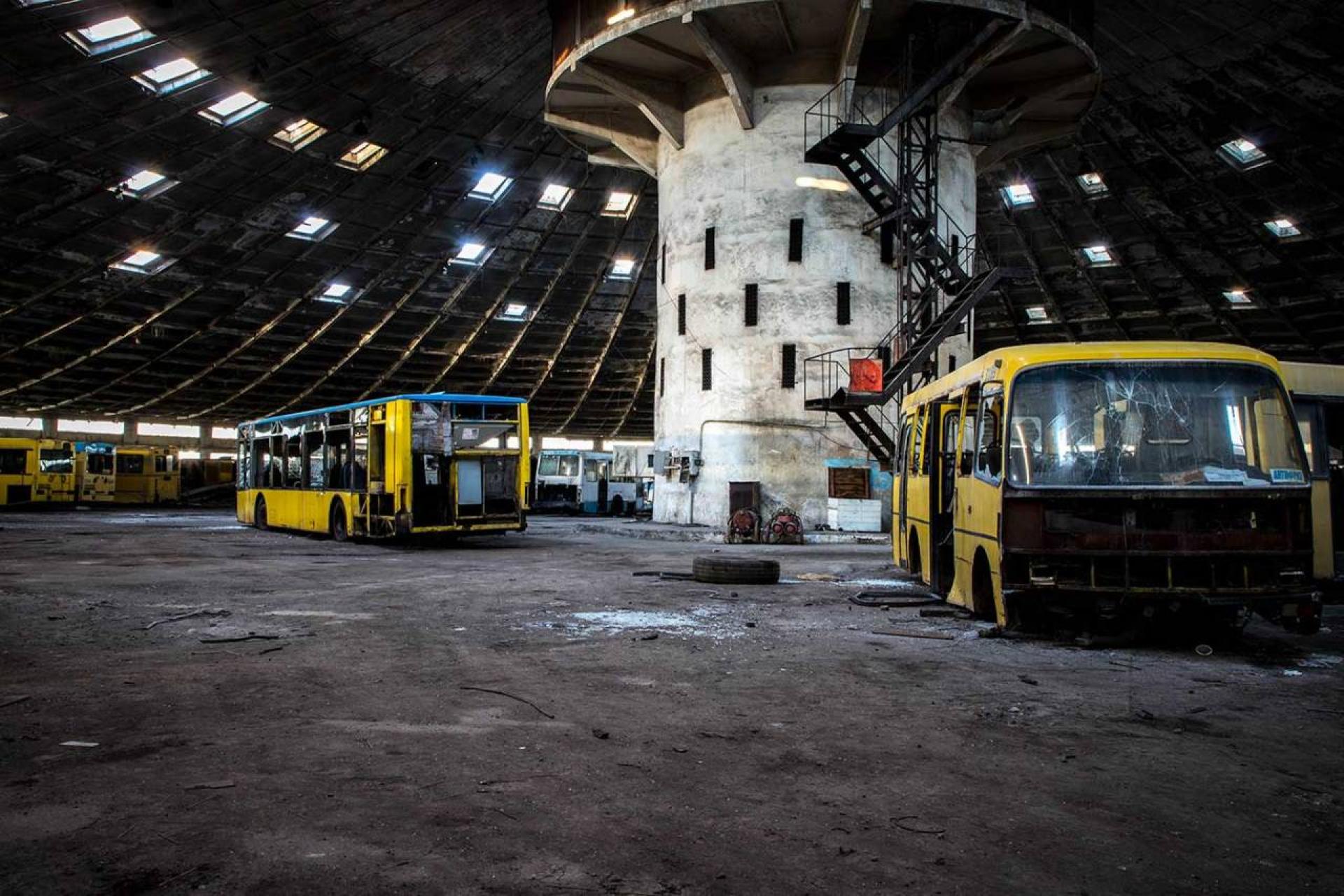 Autobus Park №7 today. | Photo © Darmon Richter