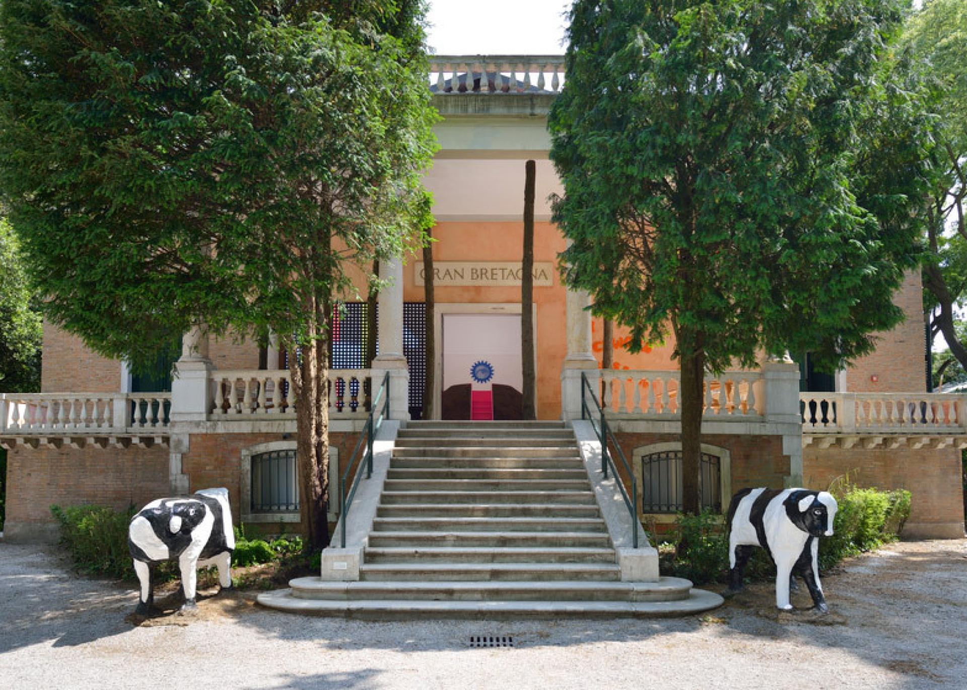 Great Britain pavilion entrance during the 2014 Venice Architecture Biennale, with the exhibition noticeable through the door. | Photo © Cristiano Corte