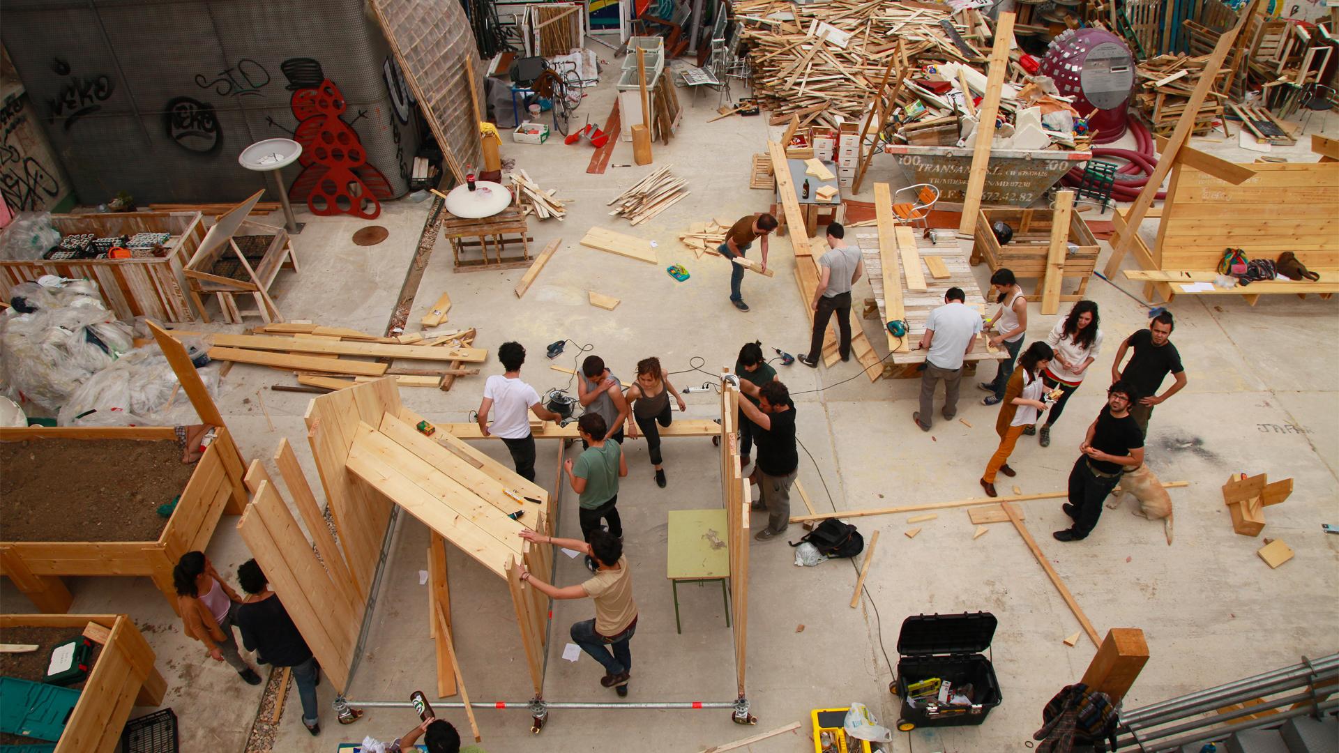 Workshop in El Campo de Cebada, Madrid in Spain (2012). | Photo © zuloark