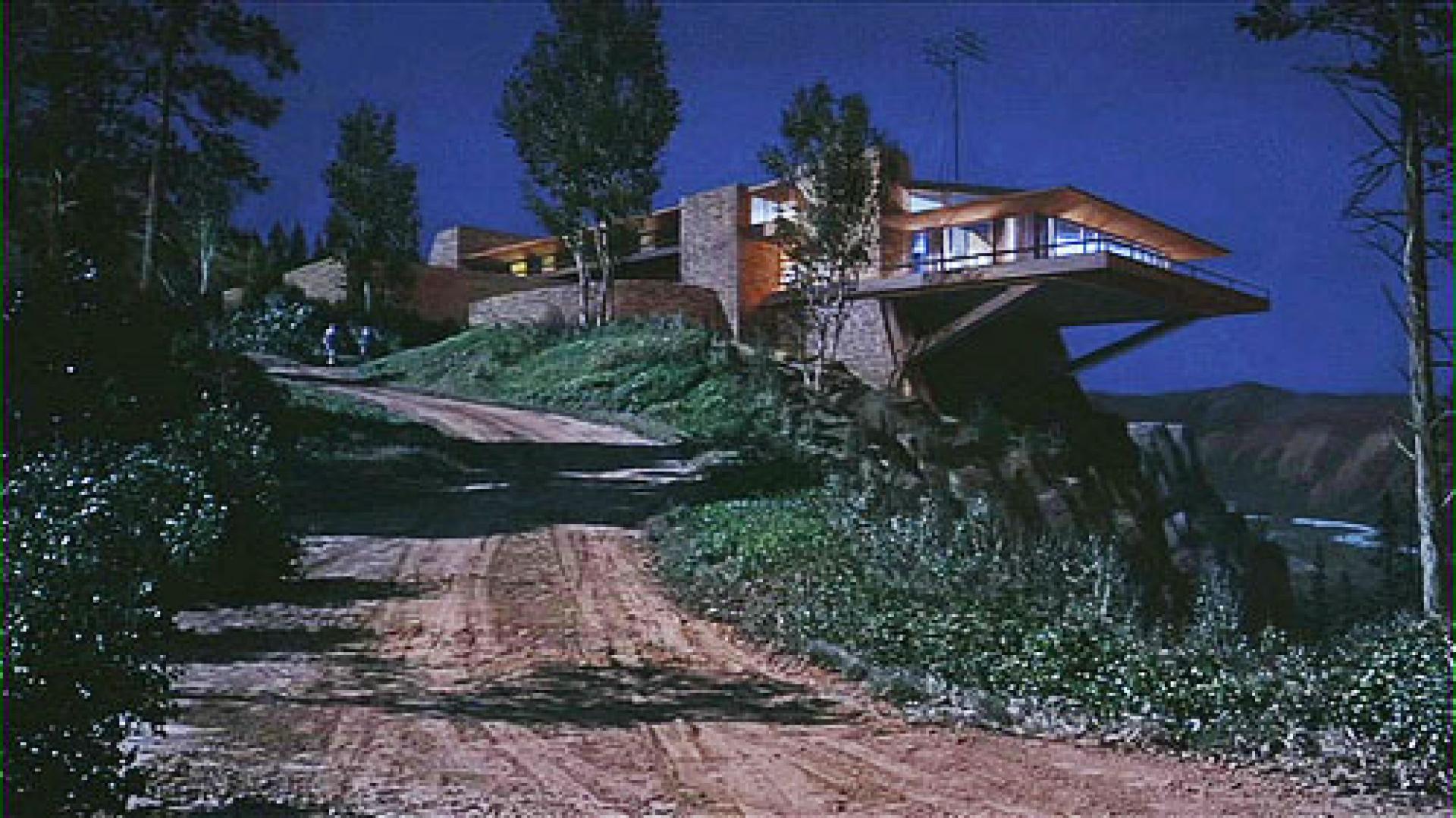 The matte painted villa on Mt. Rushmore from North by Northwest