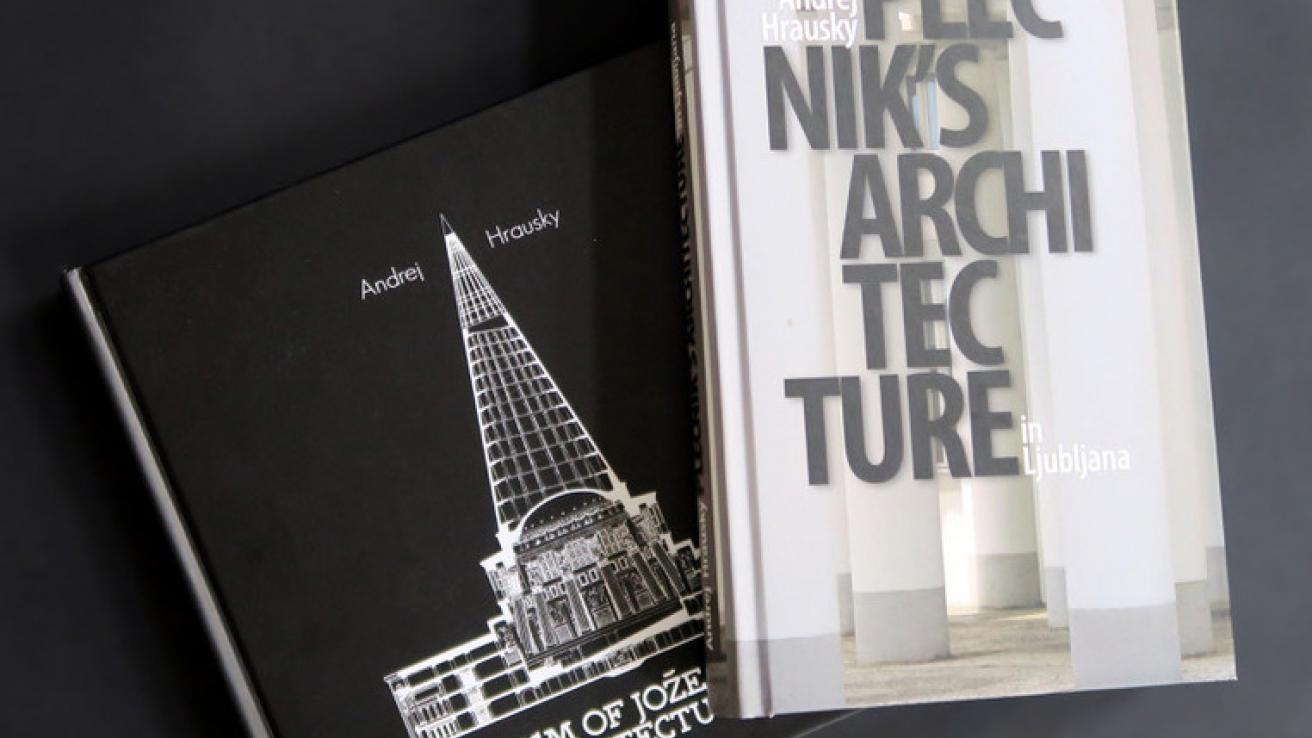 Andrej Hrausky: Safe Travel in Strange Times